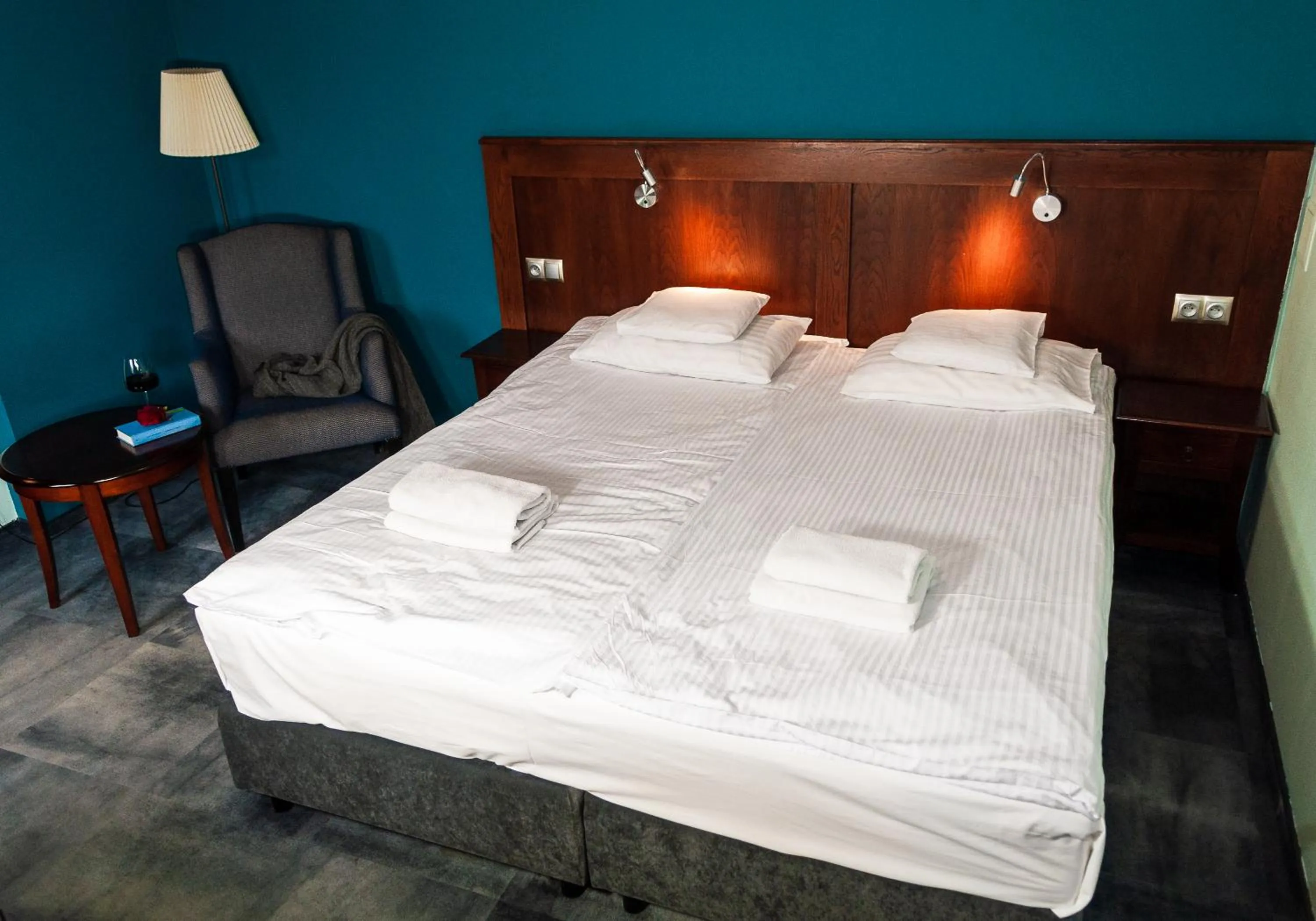 Bed in Apartamenty Siedem Komnat Siedmiu Mistrzów