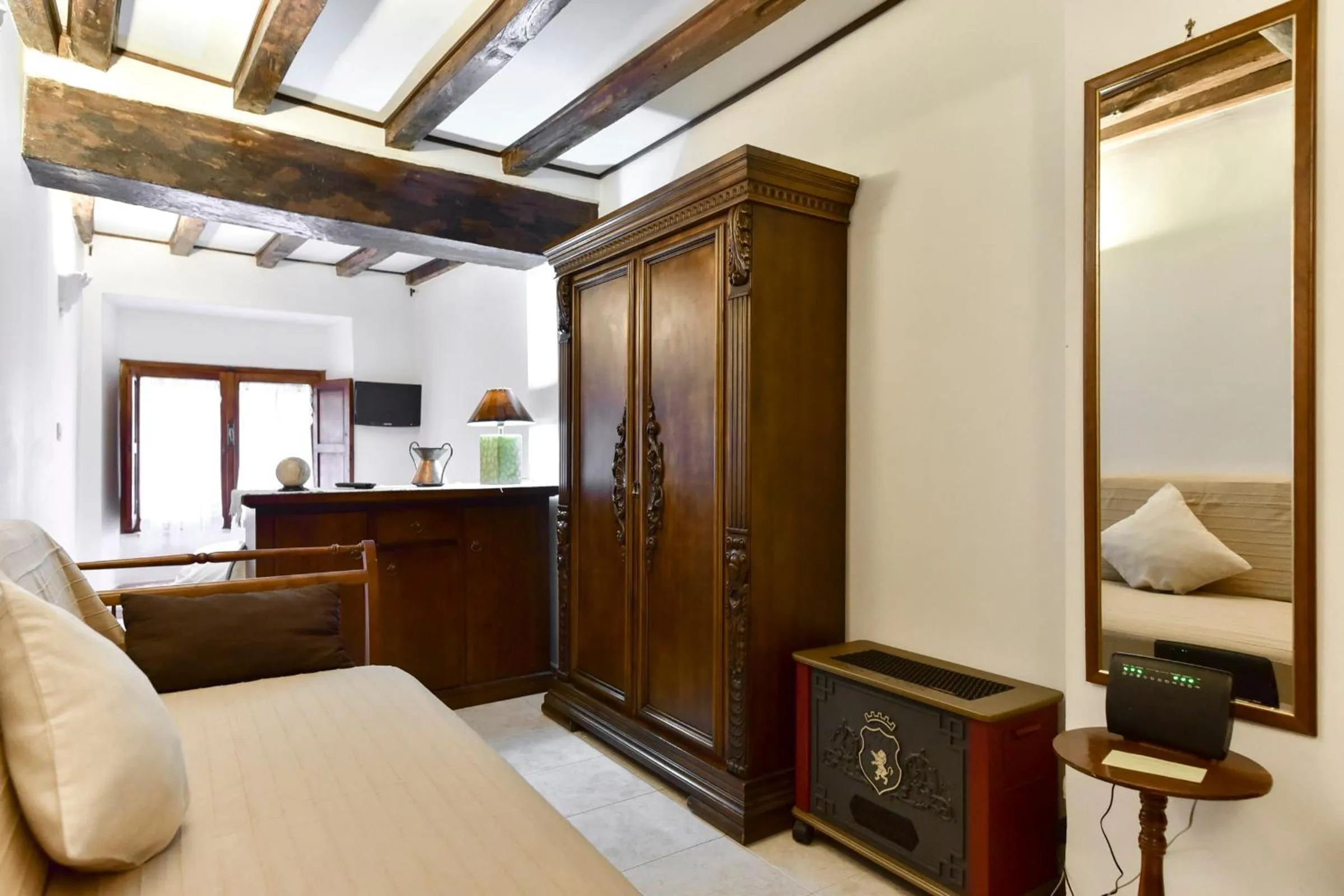 Photo of the whole room, Bed in Loft Pantheon