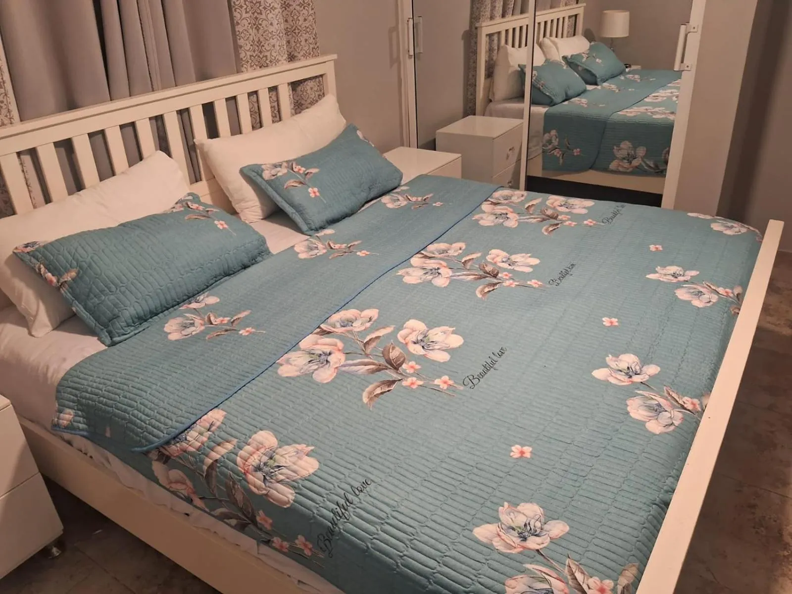 Bed in Nely y Pietro share apartment