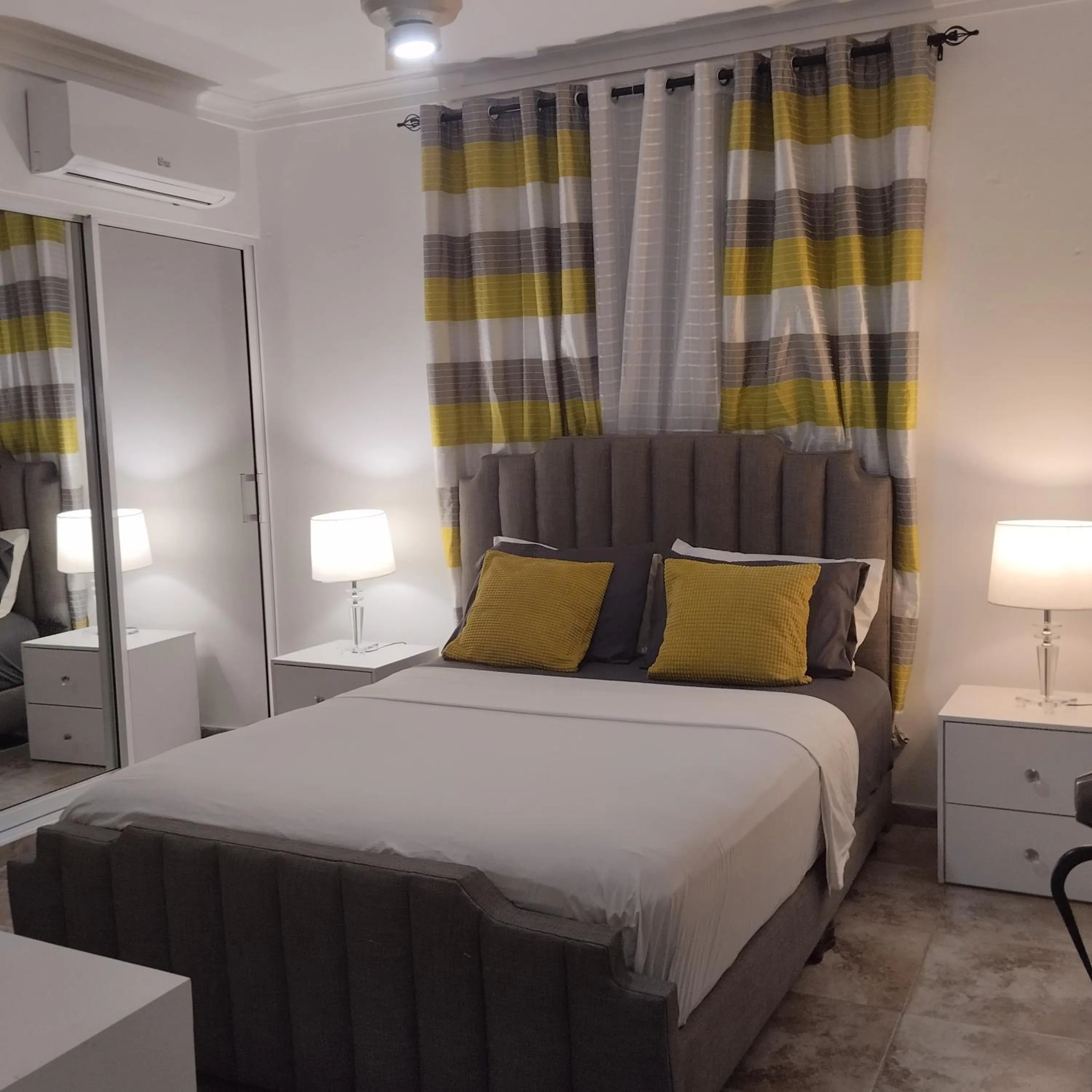 Bed in Nely y Pietro share apartment