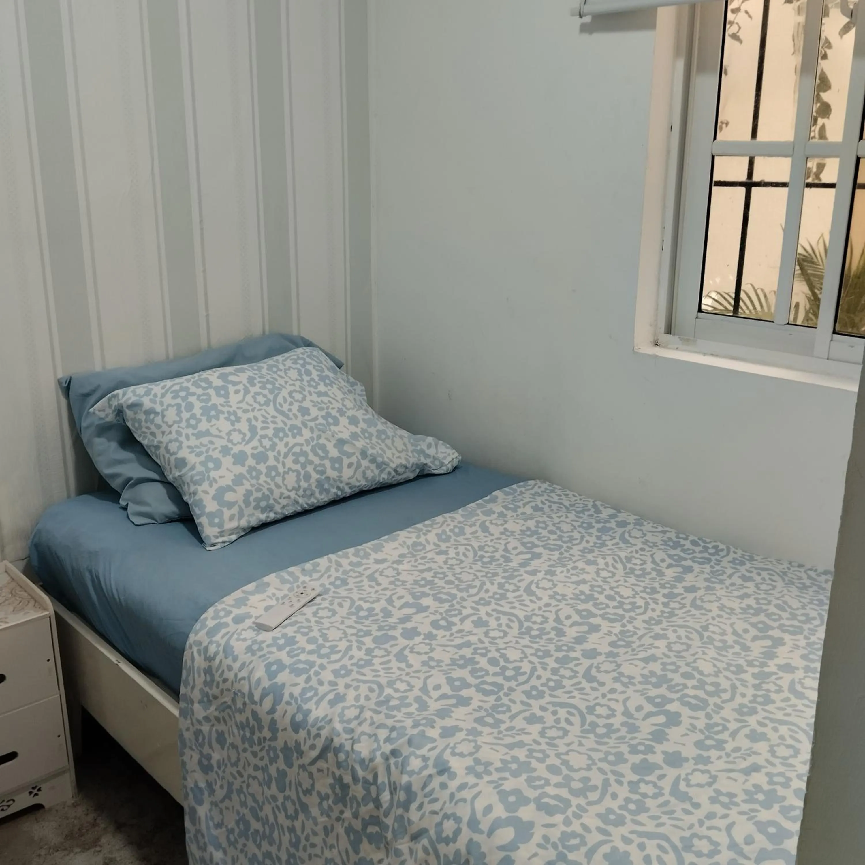 Bedroom, Bed in Nely y Pietro share apartment