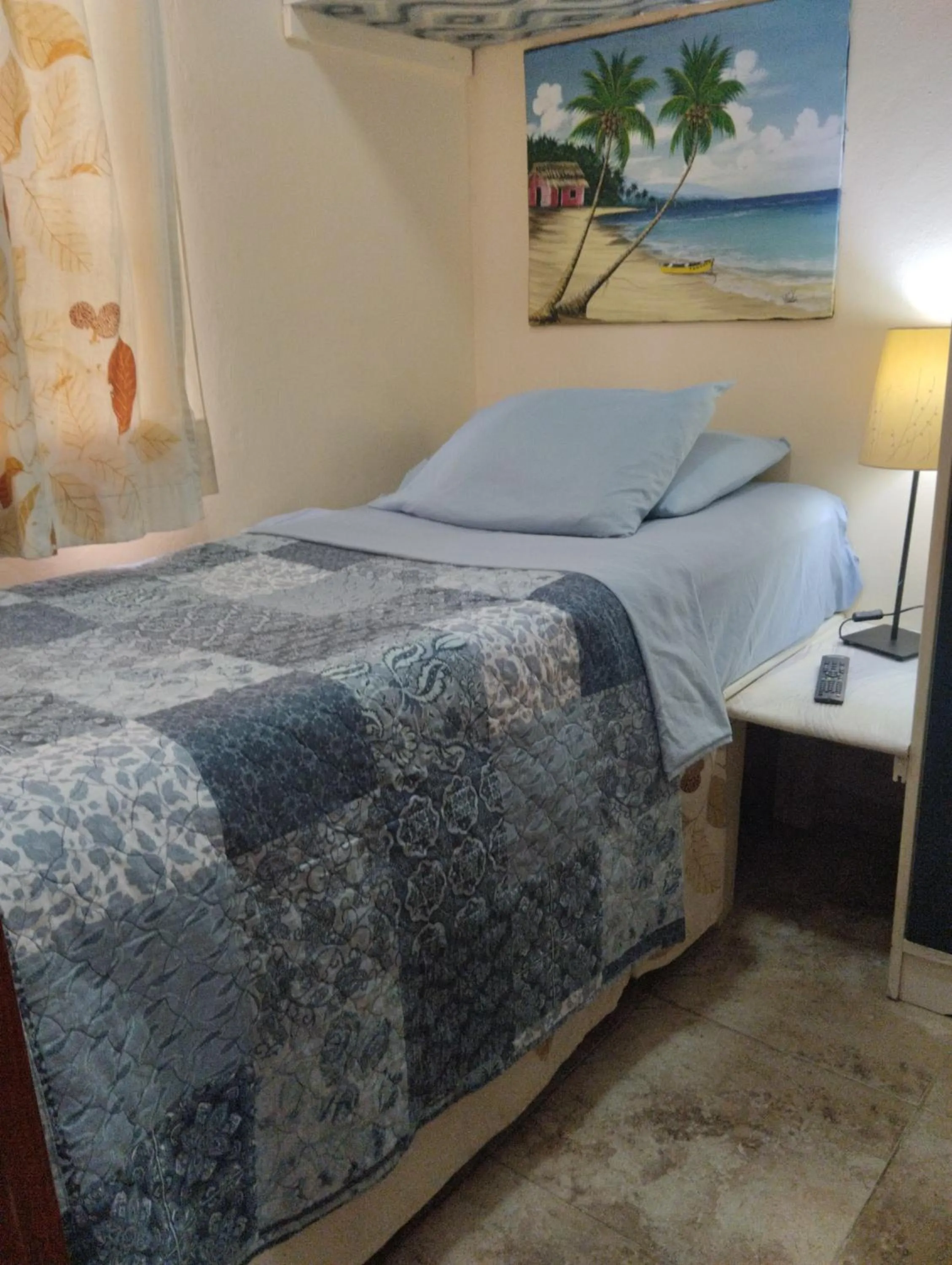 Bedroom, Bed in Nely y Pietro share apartment