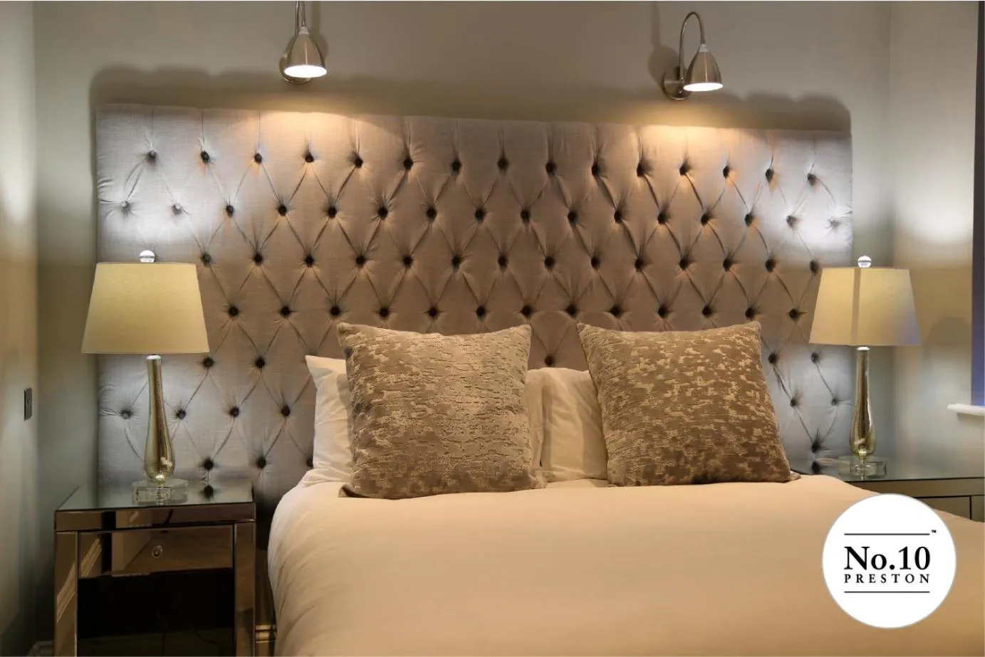 Bedroom, Bed in No.10 Preston