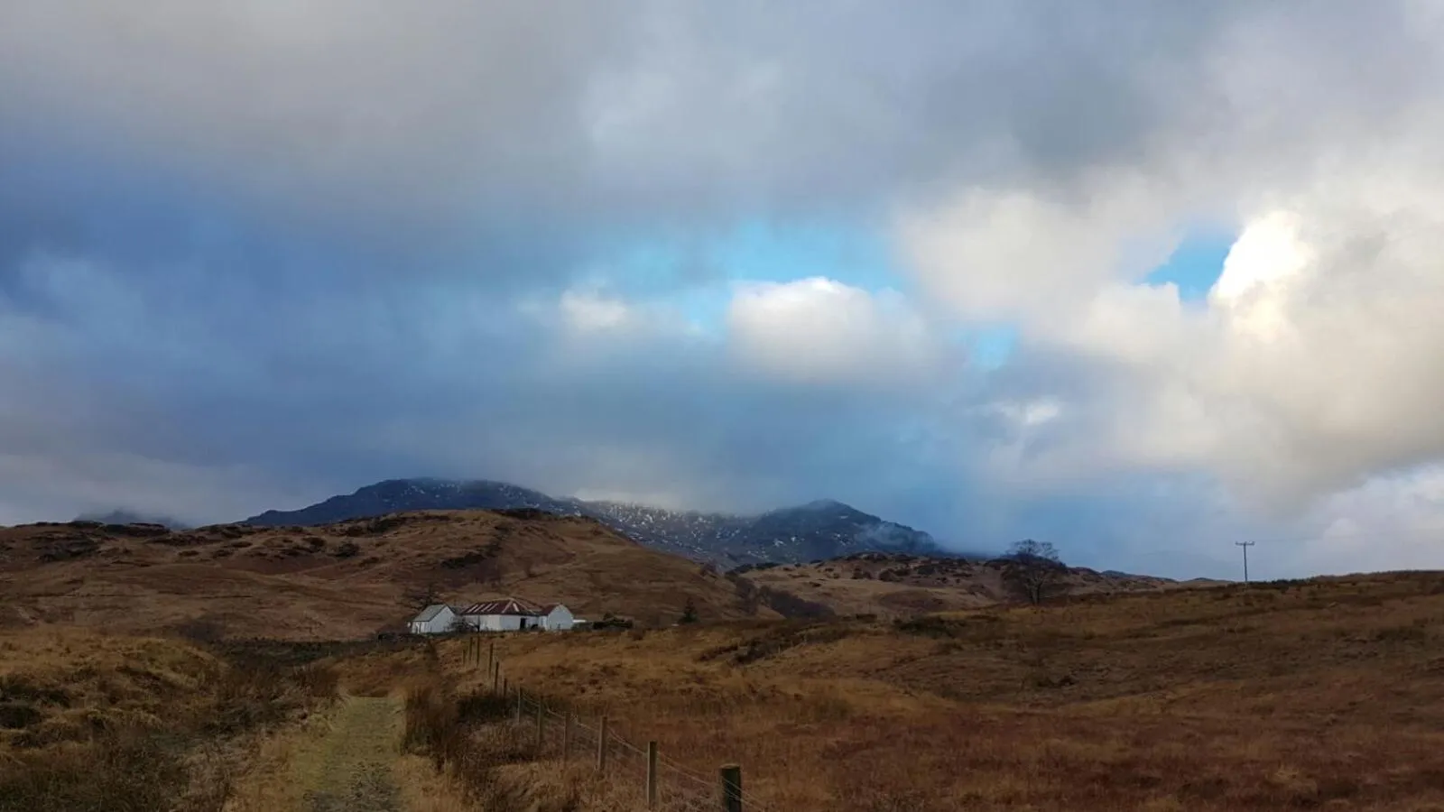 Facade/entrance in Garrison Farm with Hot Tub