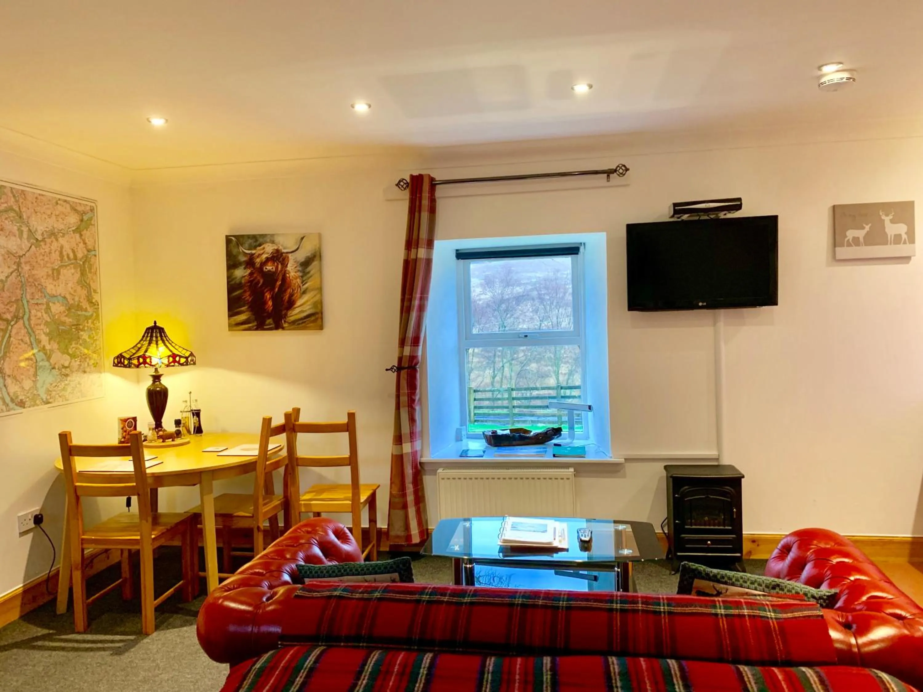 Garrison Farm with Hot Tub