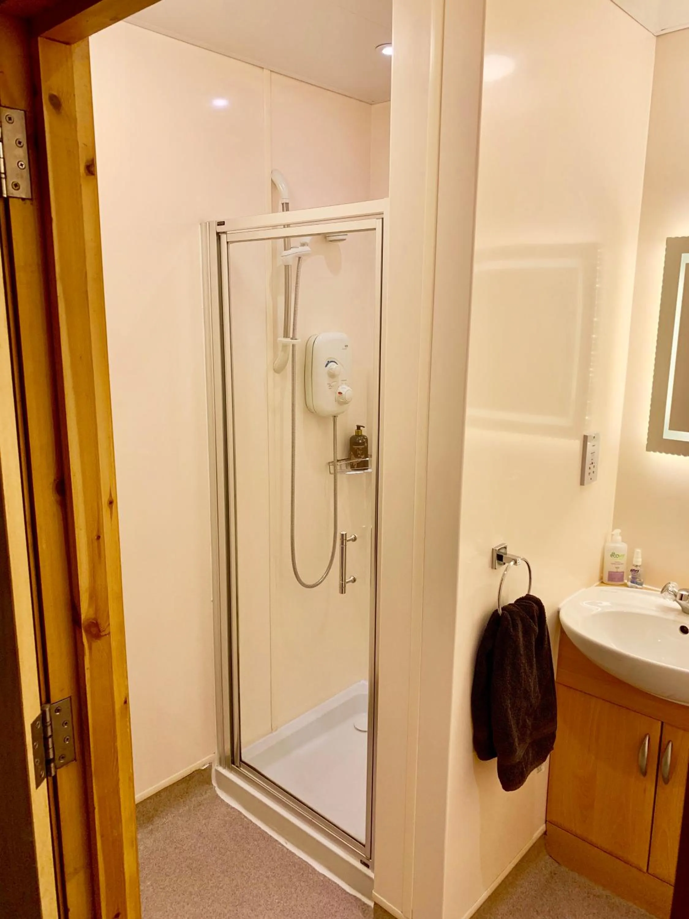 Garrison Farm with Hot Tub