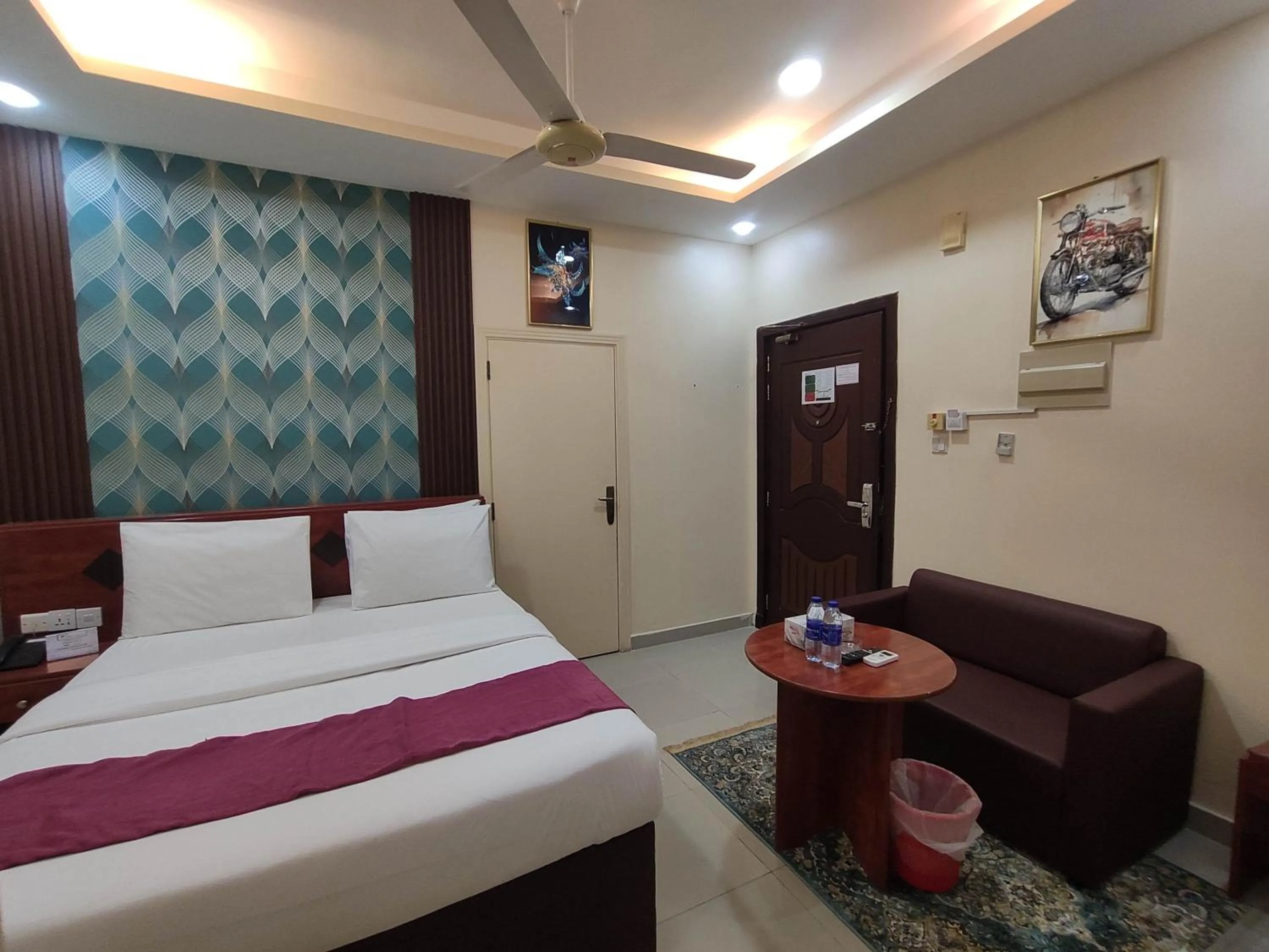 Bed in Al Nakheel Hotel Apartments