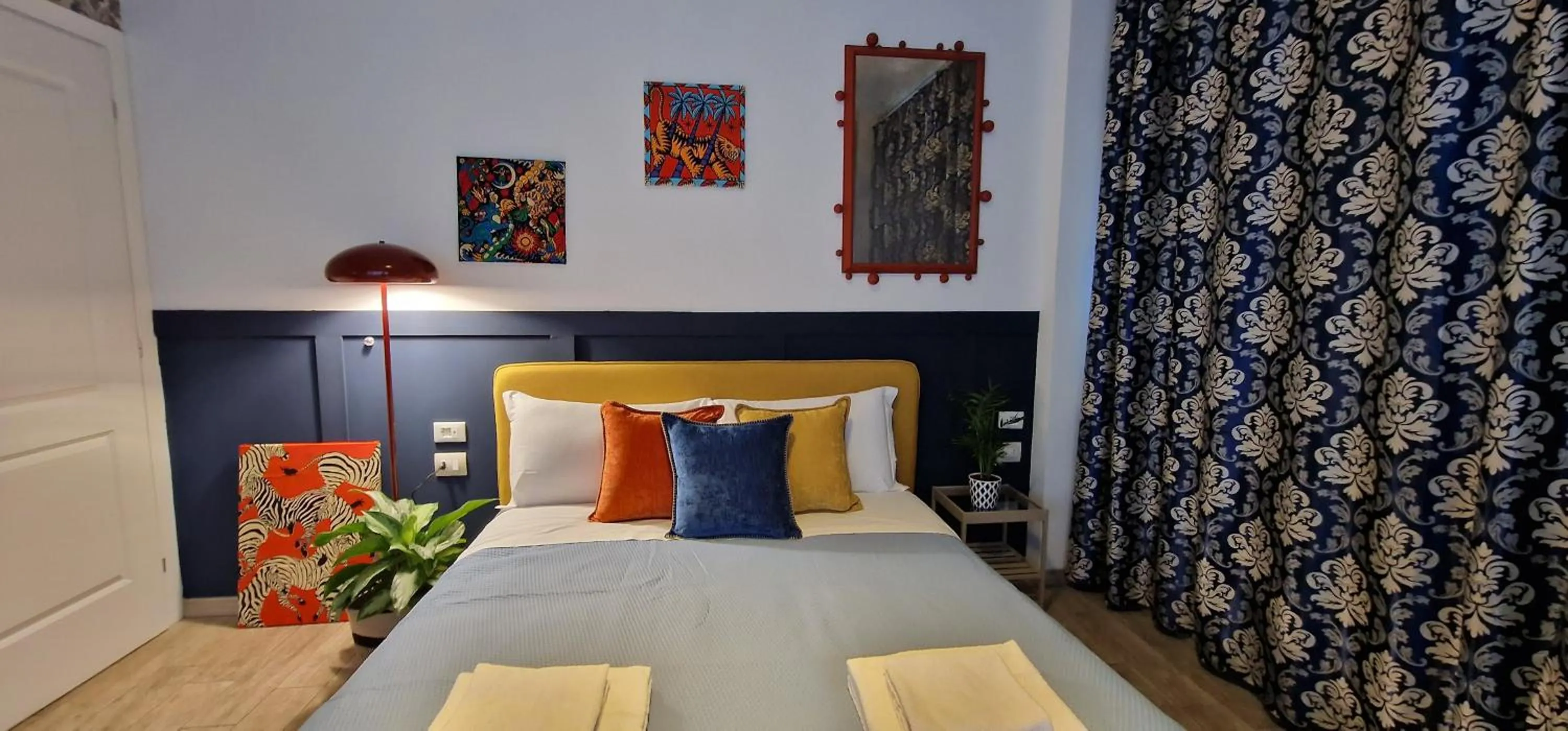 Bed in Central City Rooms