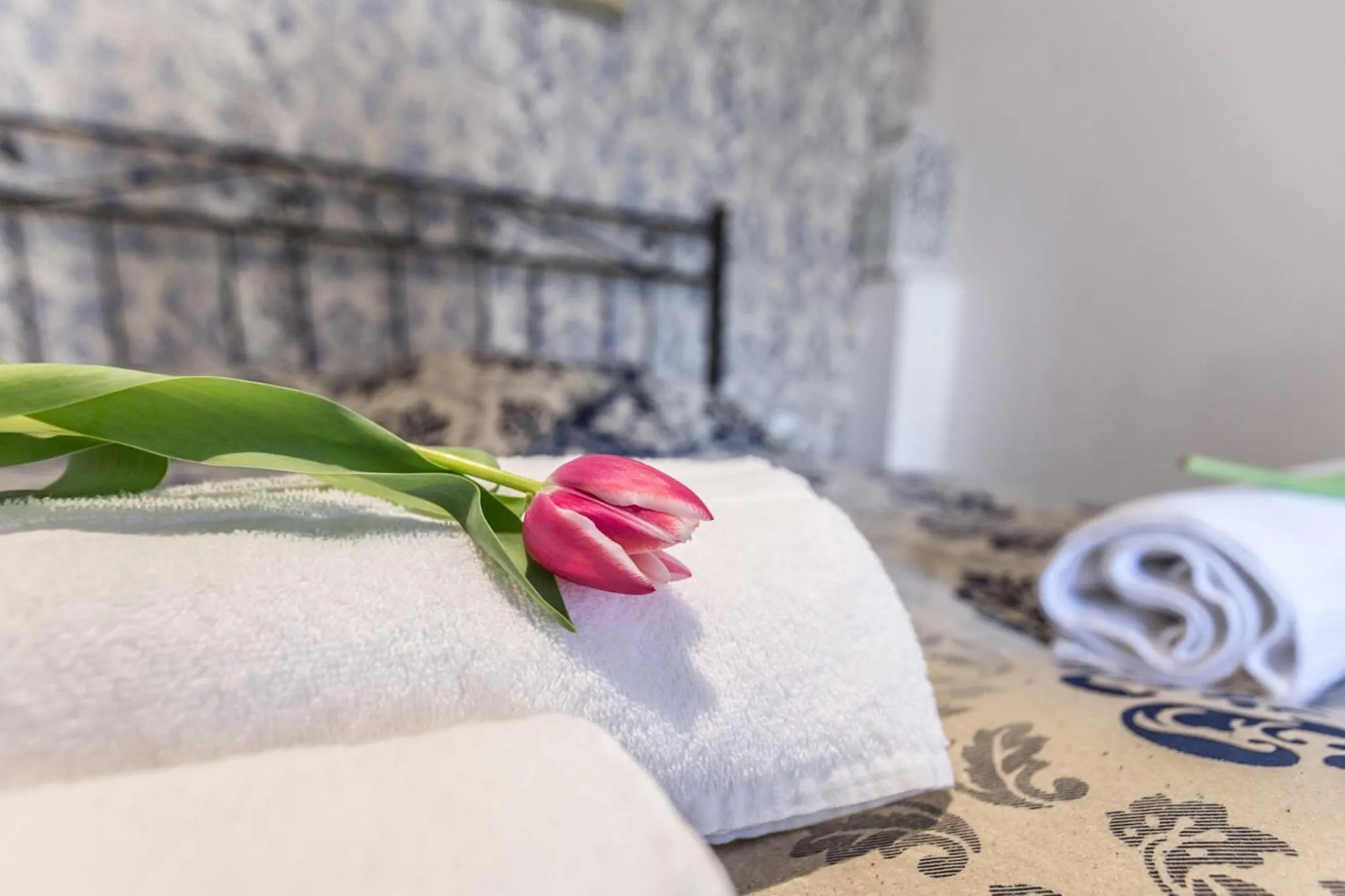 Bed in Central City Rooms