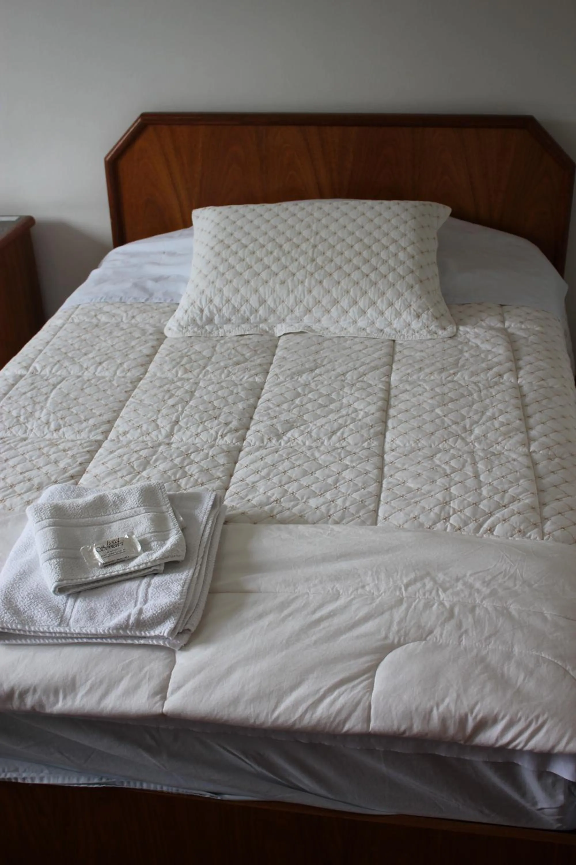 Bed in Hotel Somensi