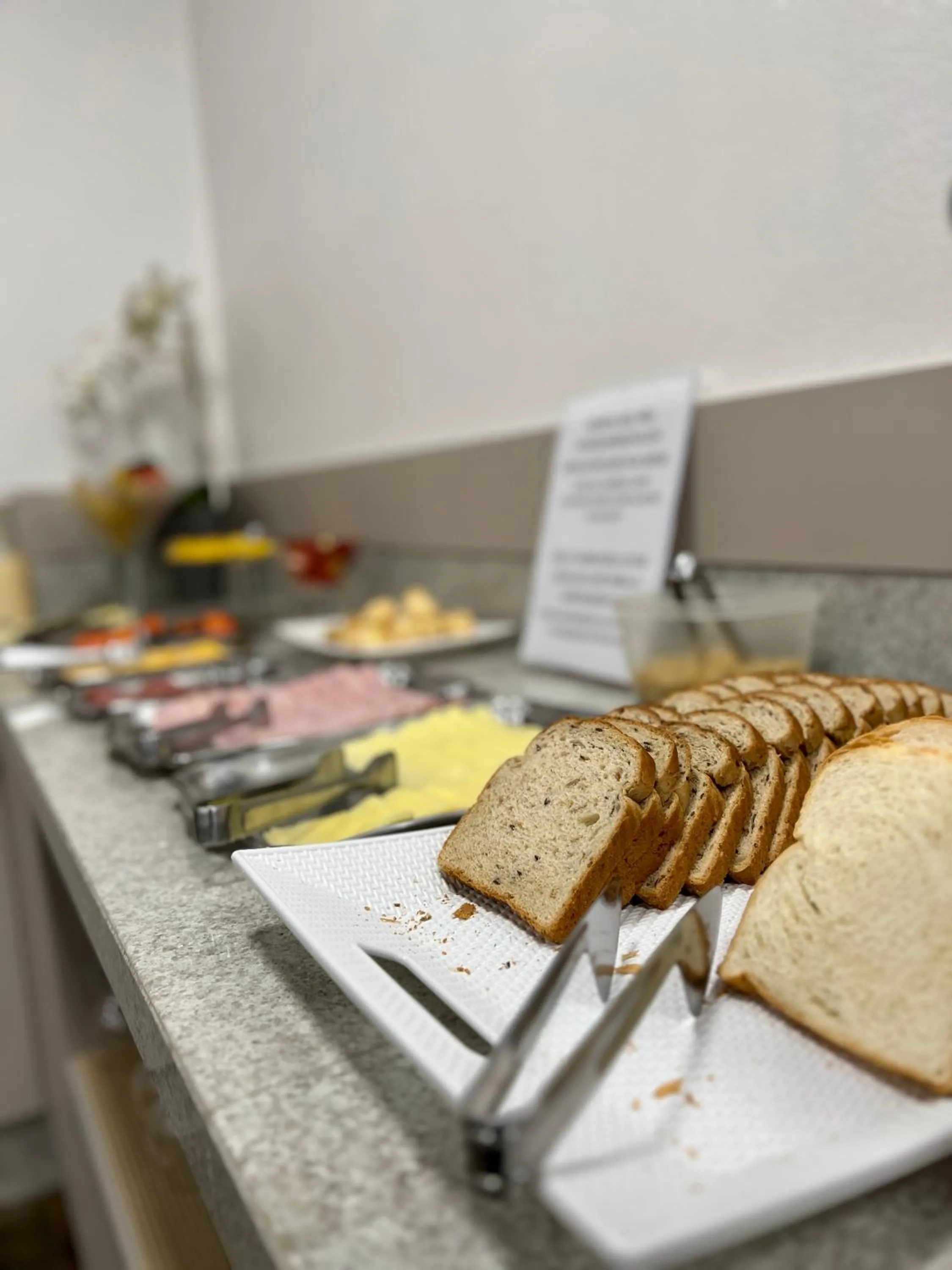 Breakfast in Hotel Somensi