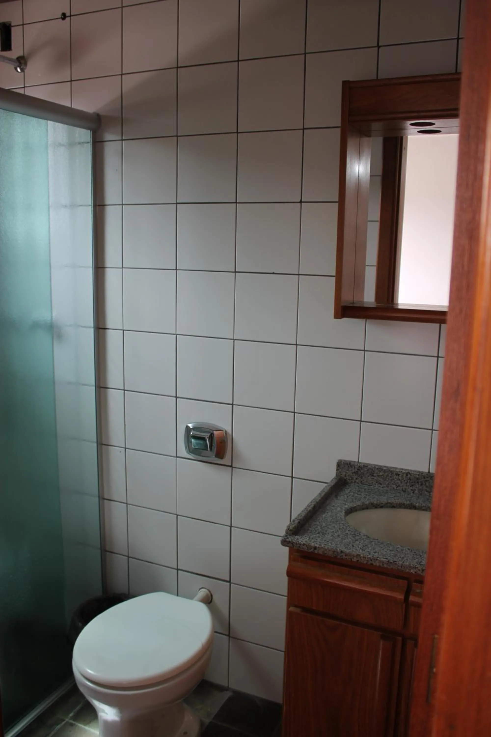 Shower in Hotel Somensi