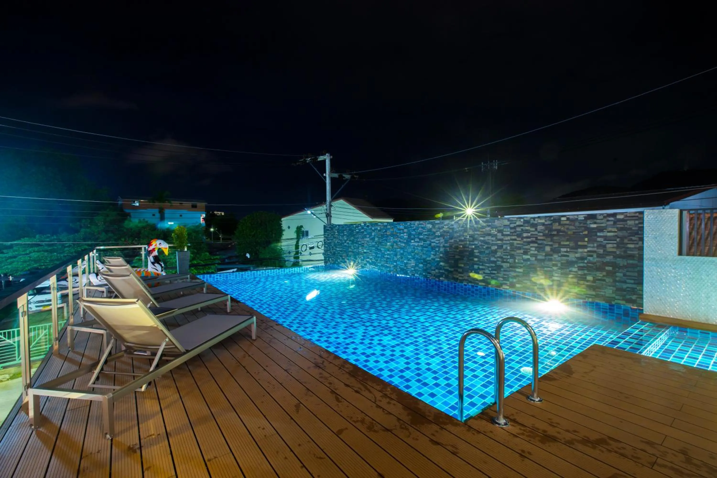 Pool view in The Elysium Residence - SHA Extra Plus