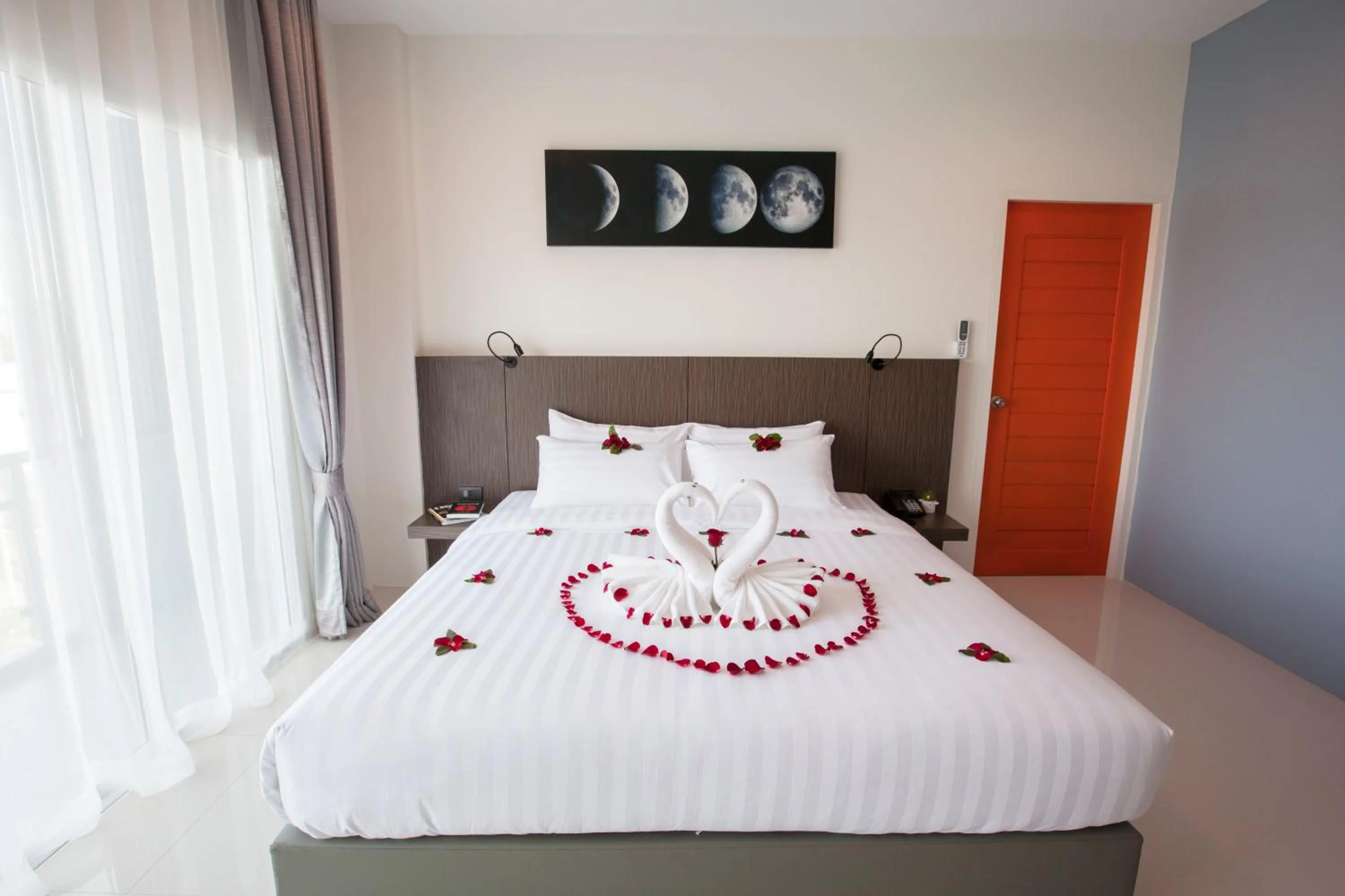 Bedroom, Bed in The Elysium Residence - SHA Extra Plus