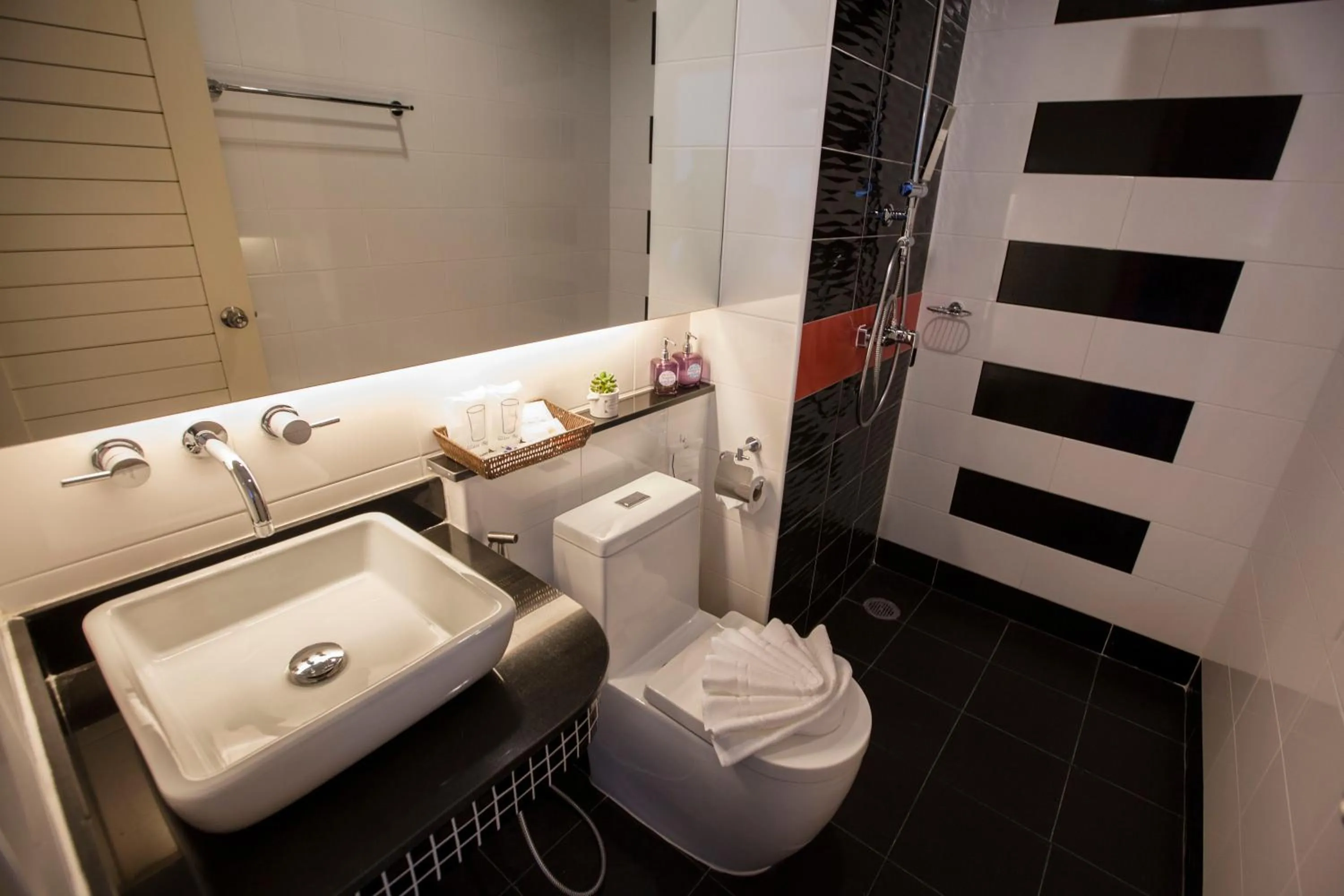 Bathroom in The Elysium Residence - SHA Extra Plus