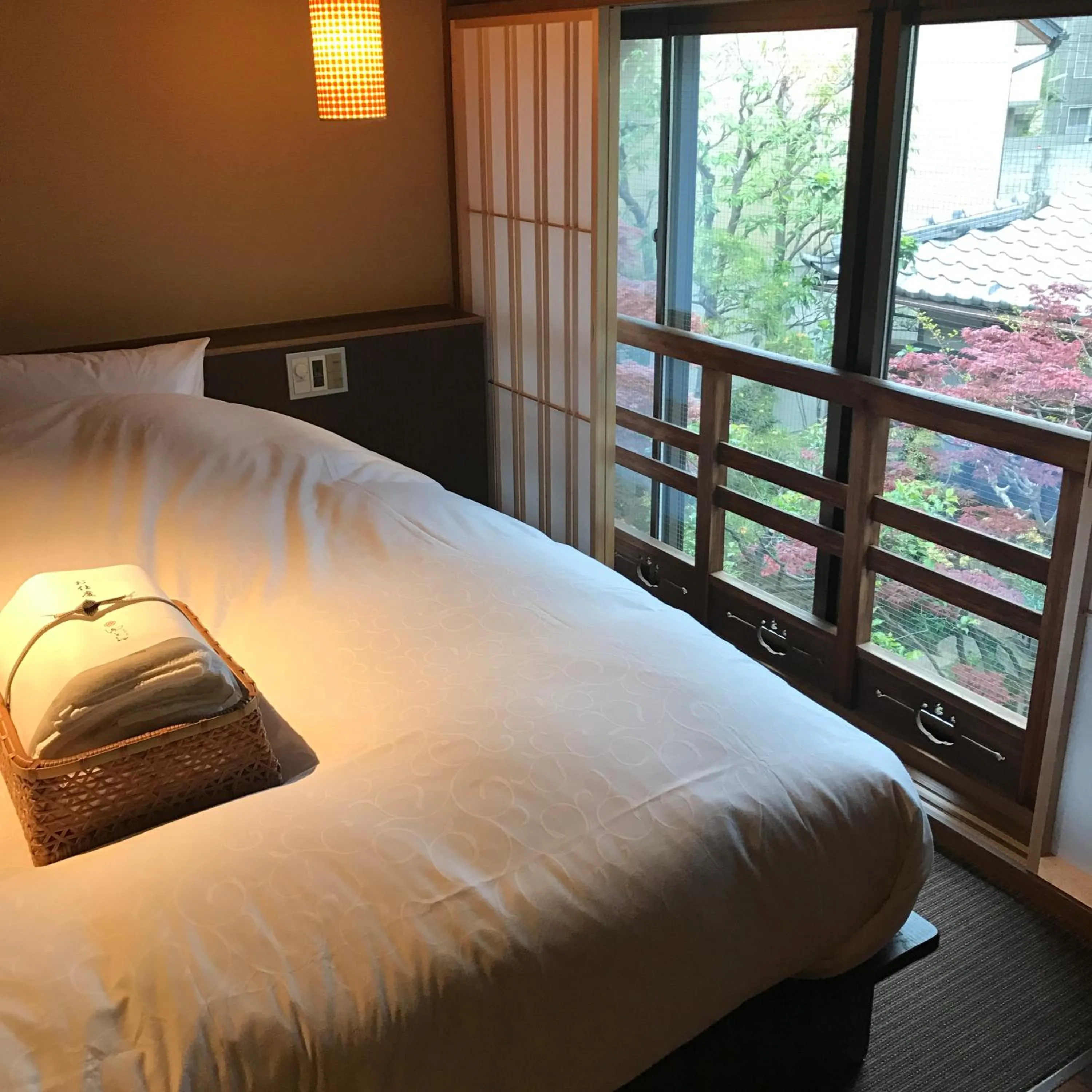 Photo of the whole room, Bed in Muromachi Yutone Kyokoyado