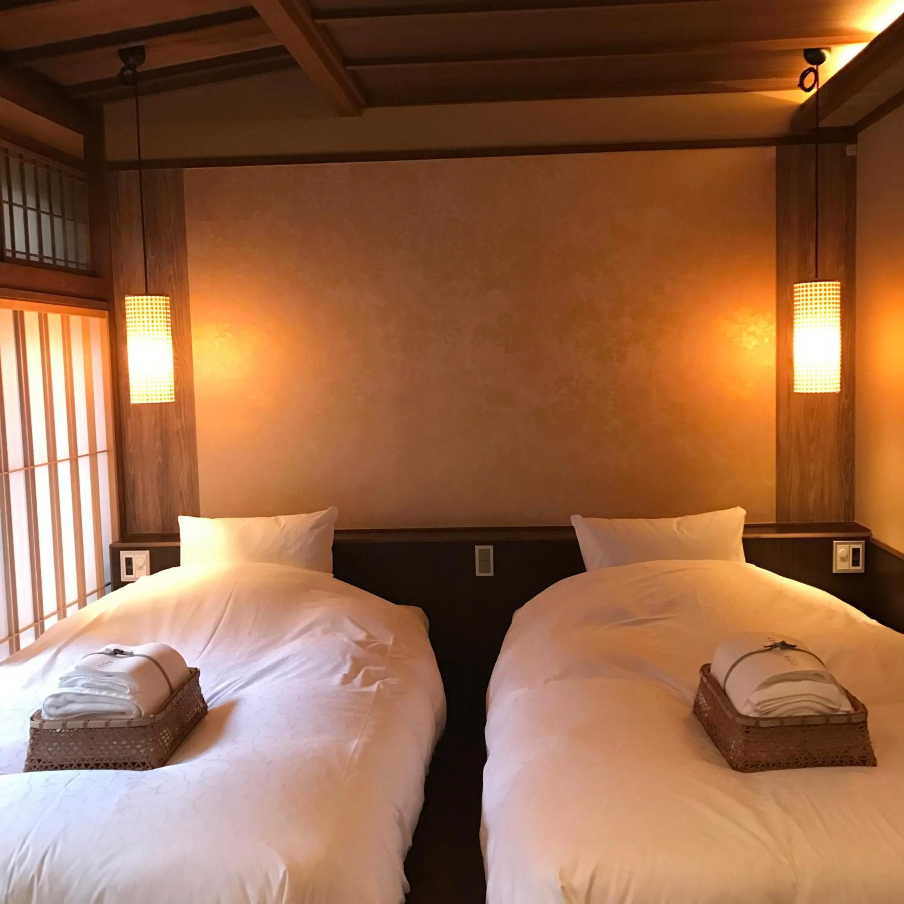 Photo of the whole room, Bed in Muromachi Yutone Kyokoyado