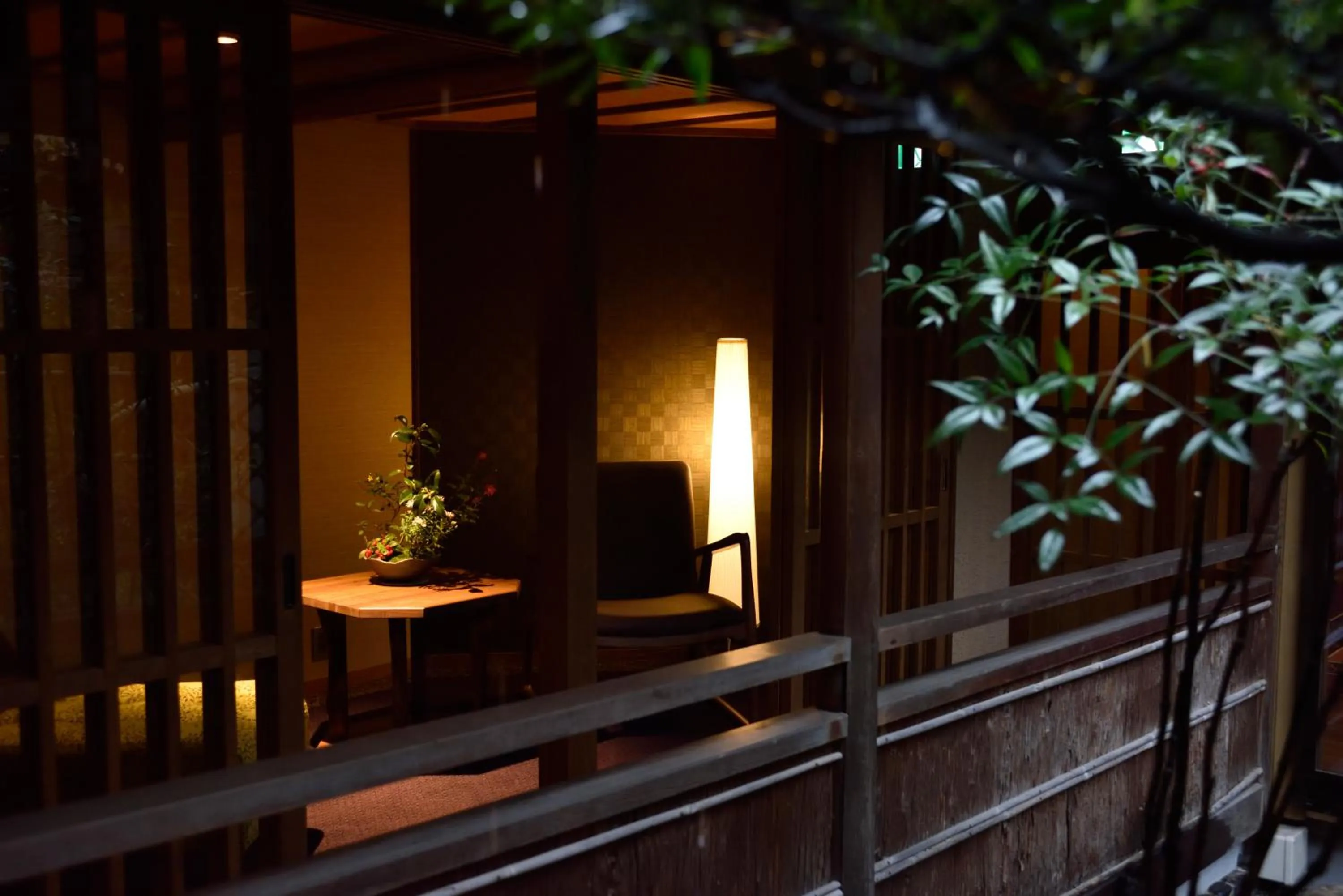 Garden in Muromachi Yutone Kyokoyado