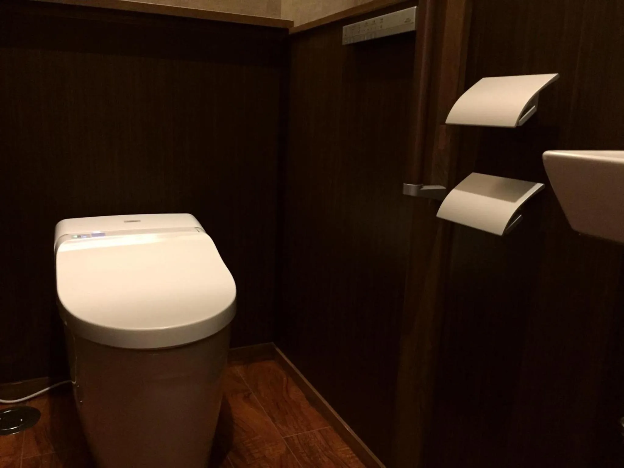 Toilet in Muromachi Yutone Kyokoyado