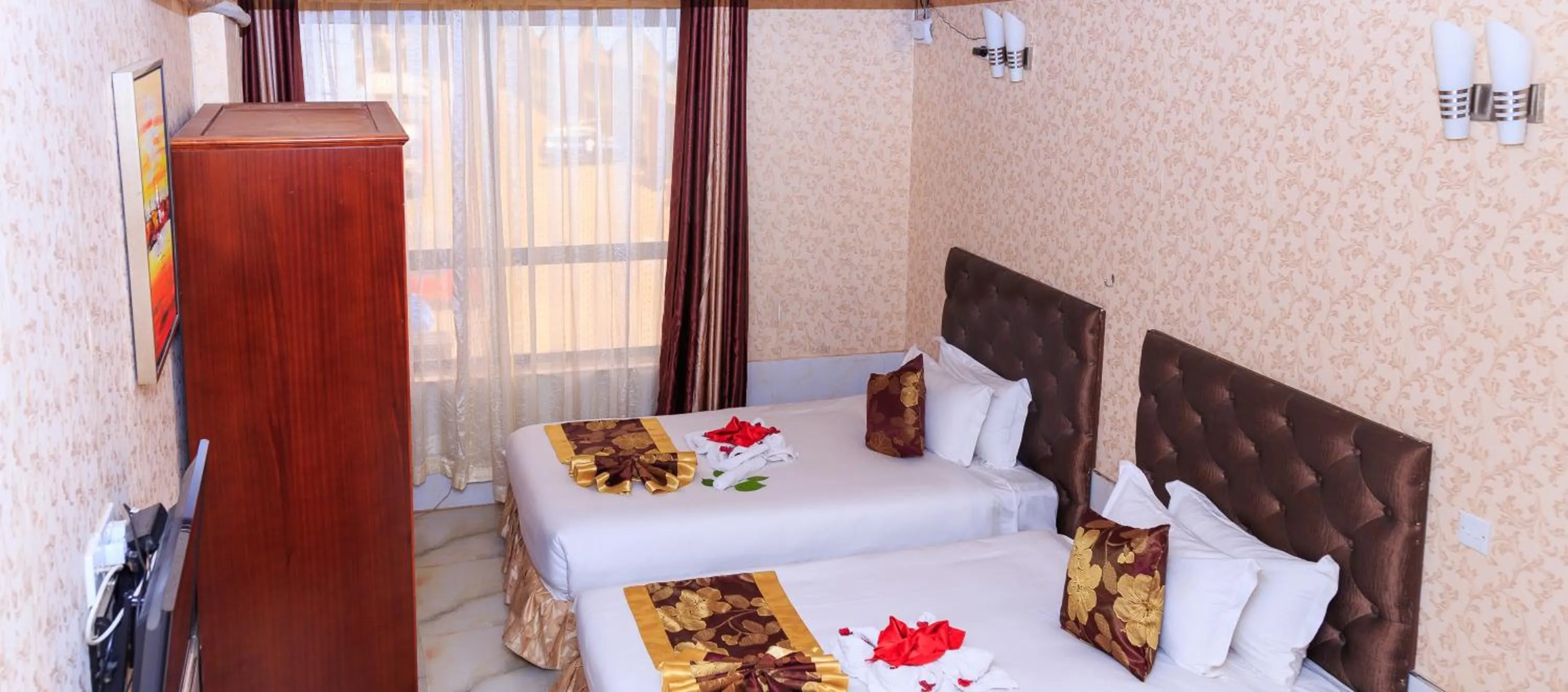 Bed in Easy Hotel Kenya