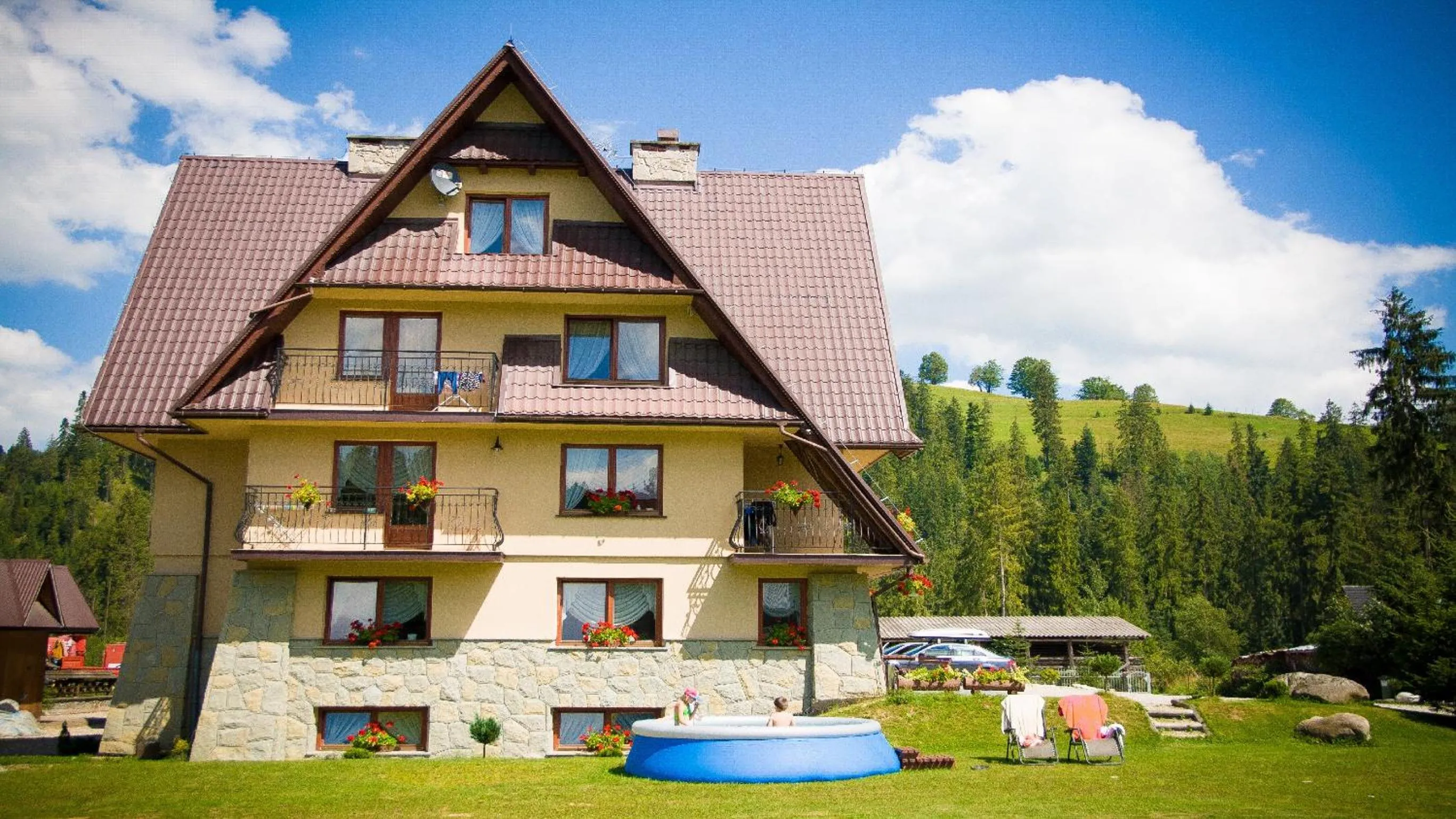 Property building in Willa Lichajówka