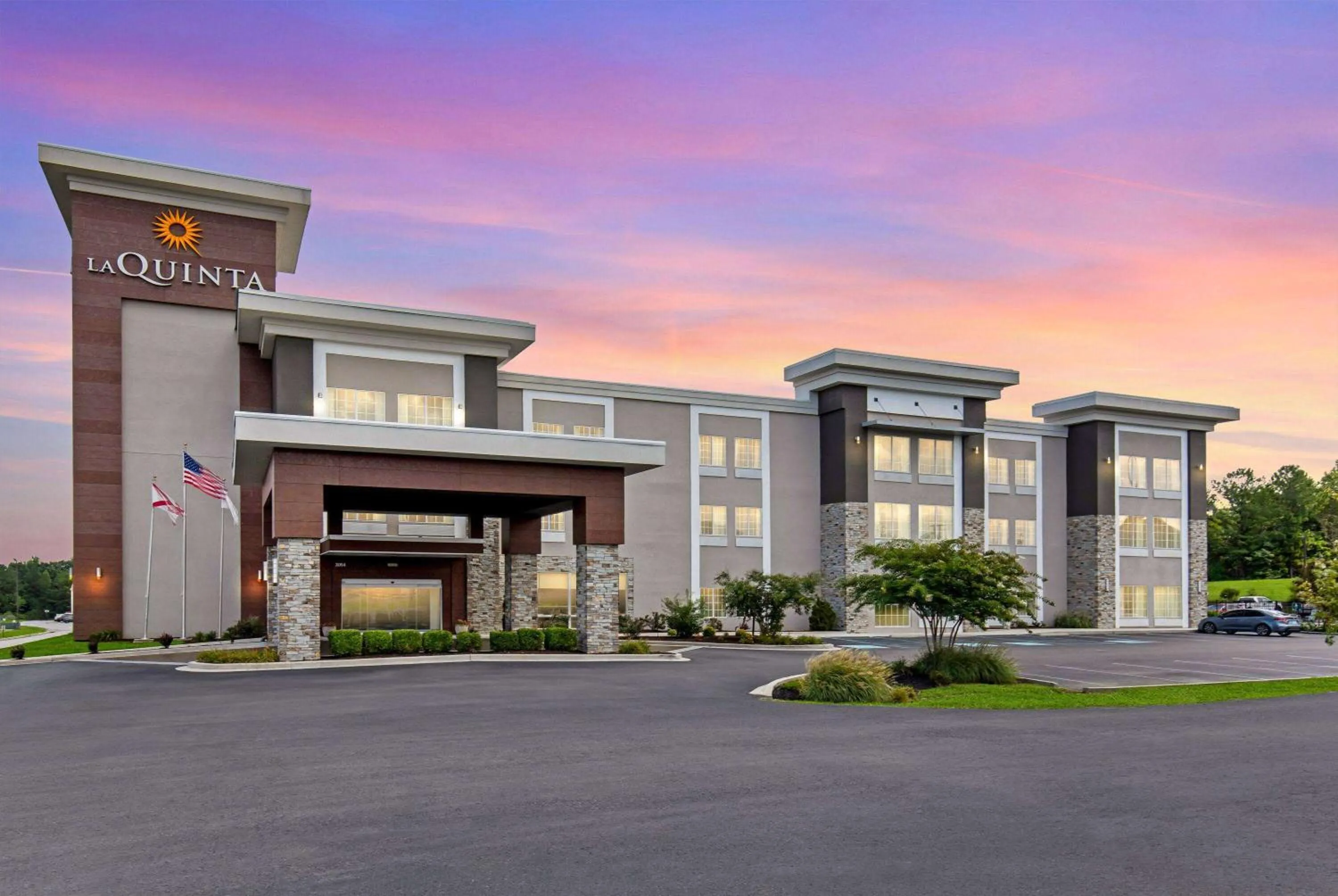 Property building in La Quinta by Wyndham Cullman