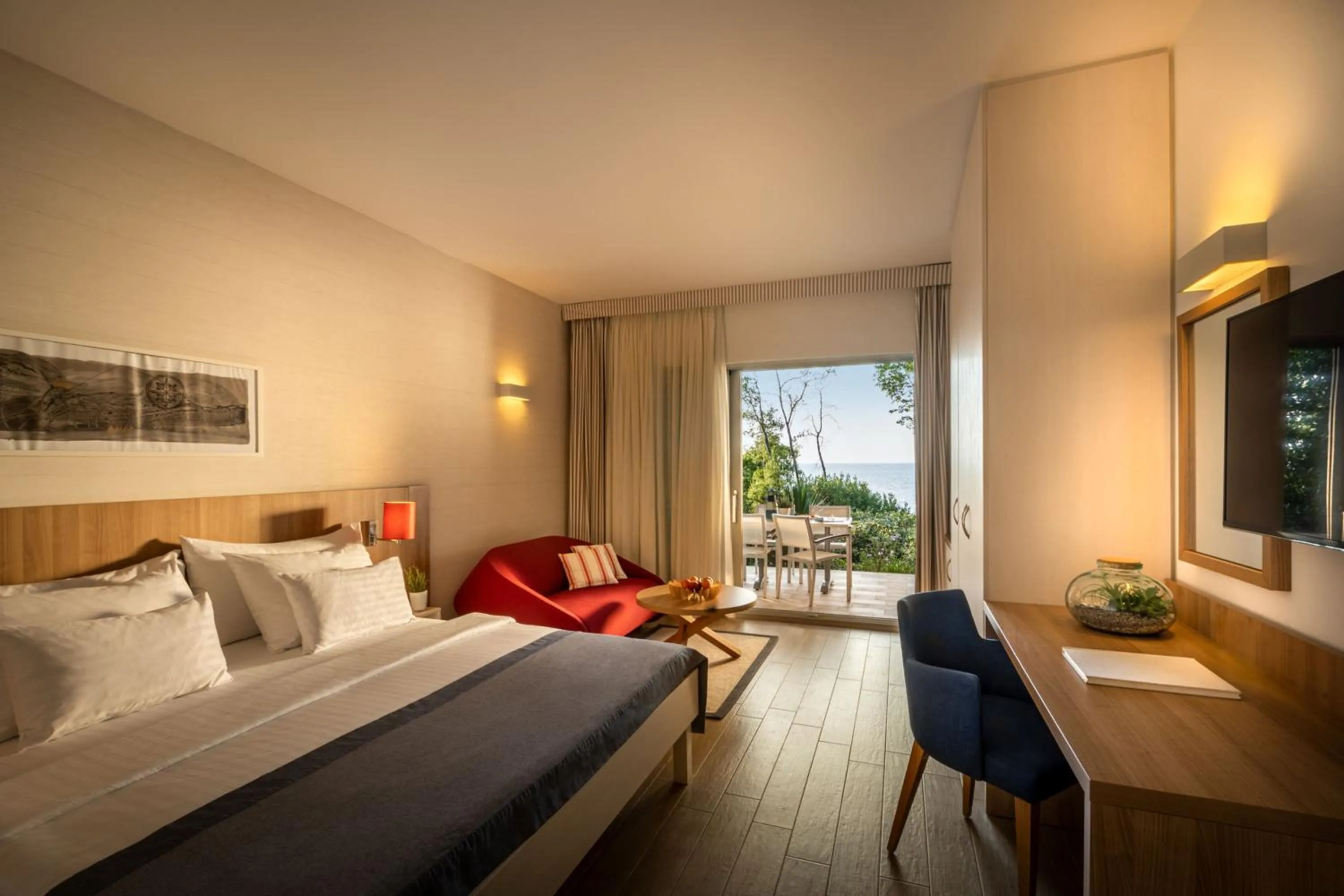 Photo of the whole room, Bed in Isabella Island Hotel & Villas, Valamar Collection