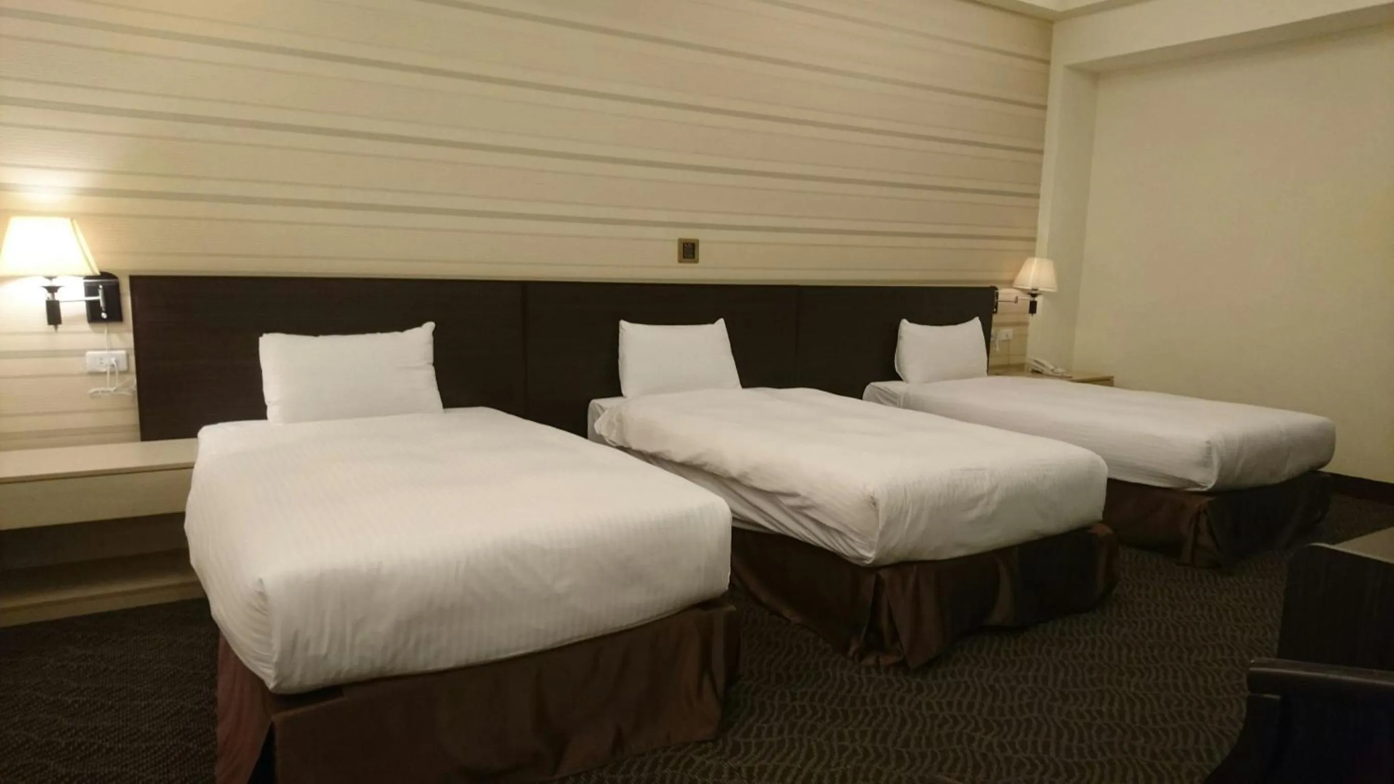 Photo of the whole room, Bed in Dreamer Hotel