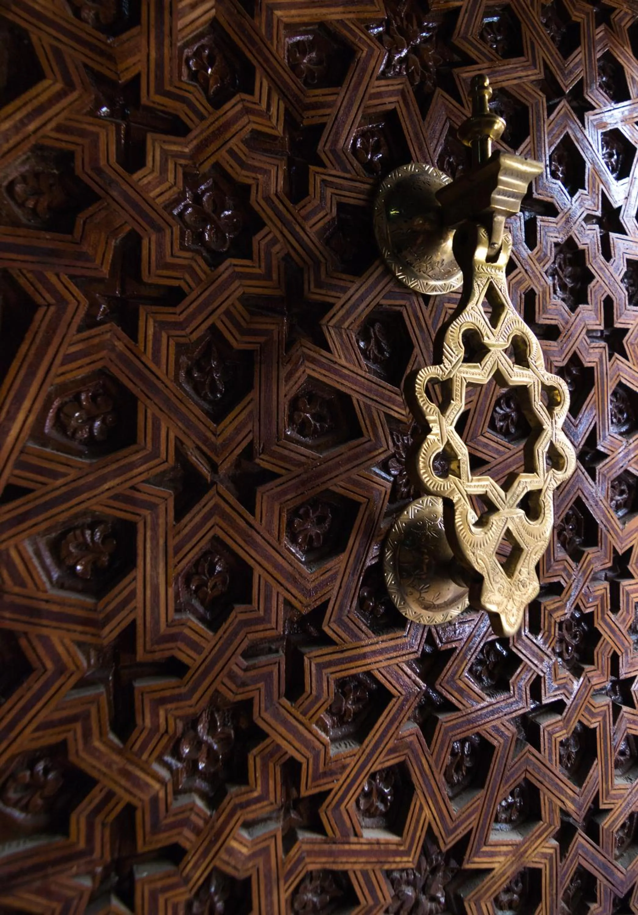 Library in Riad Challa Hotel & Spa