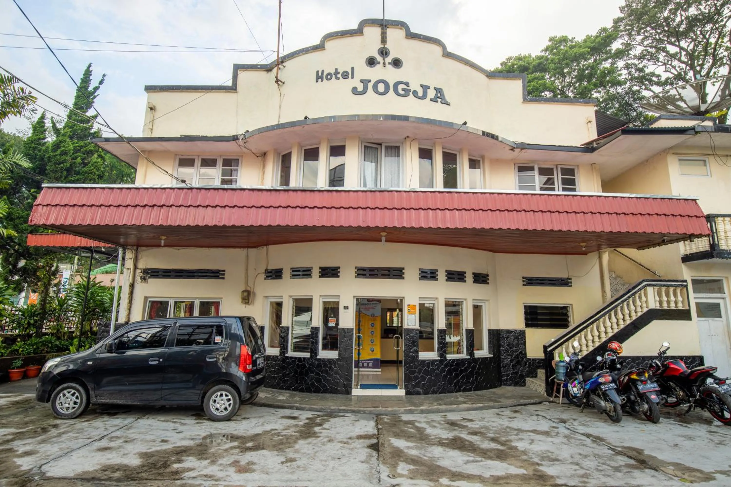 Property building in Hotel Jogja Bukittinggi