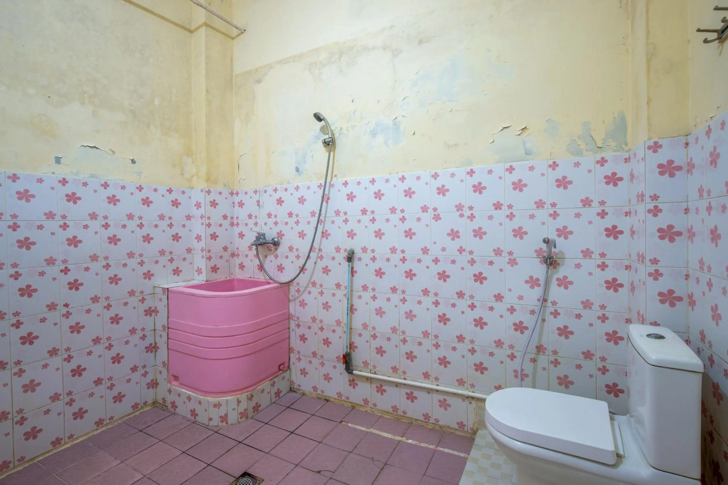 Bathroom in Hotel Jogja Bukittinggi