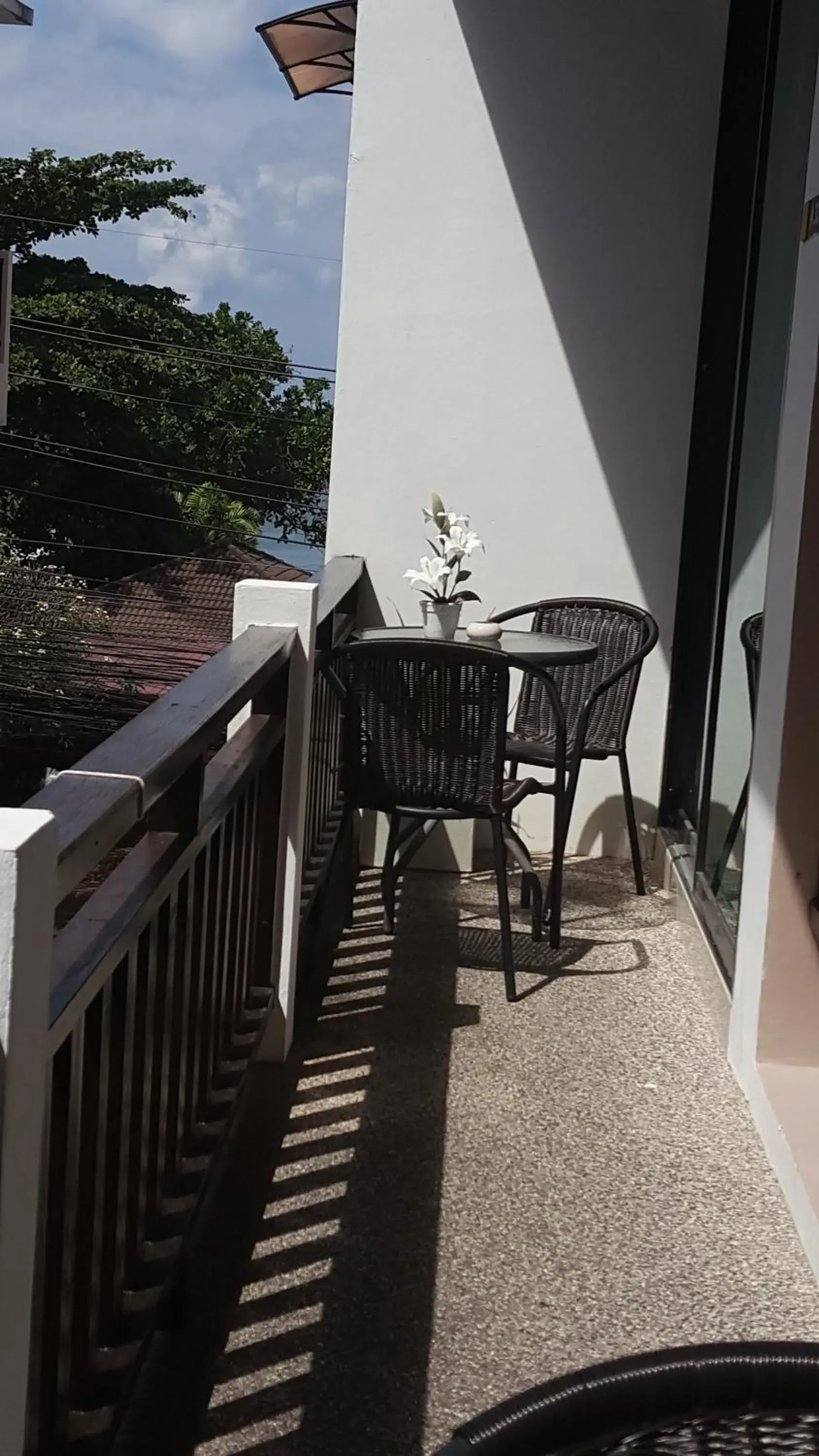 Deluxe Double Room with Sea View in Kata Beachwalk Hotel and Bungalows Deluxe Double Room with Sea View in Kata Beachwalk Hotel and Bungalows