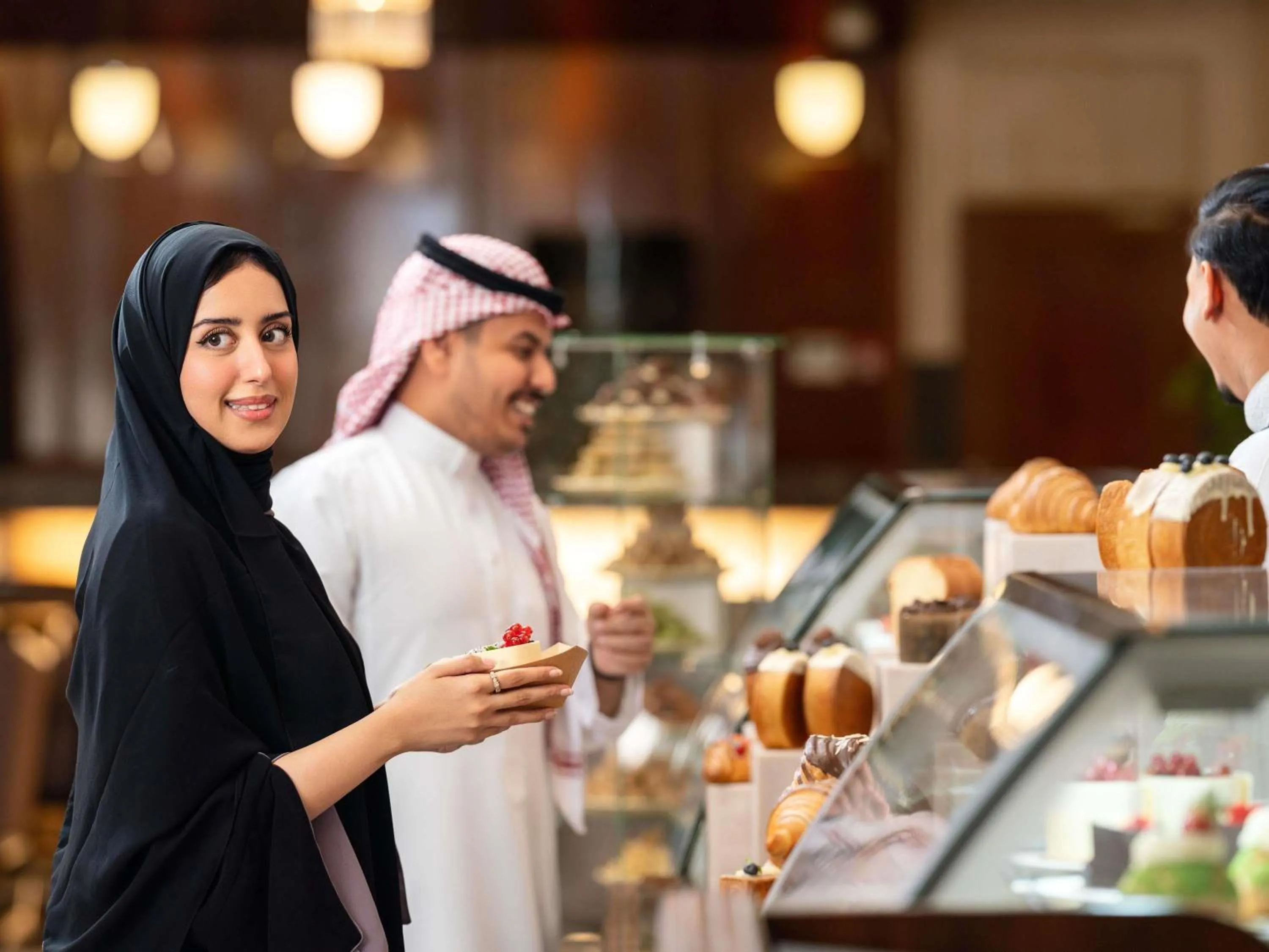 Lounge or bar in Swissotel Al Maqam Makkah