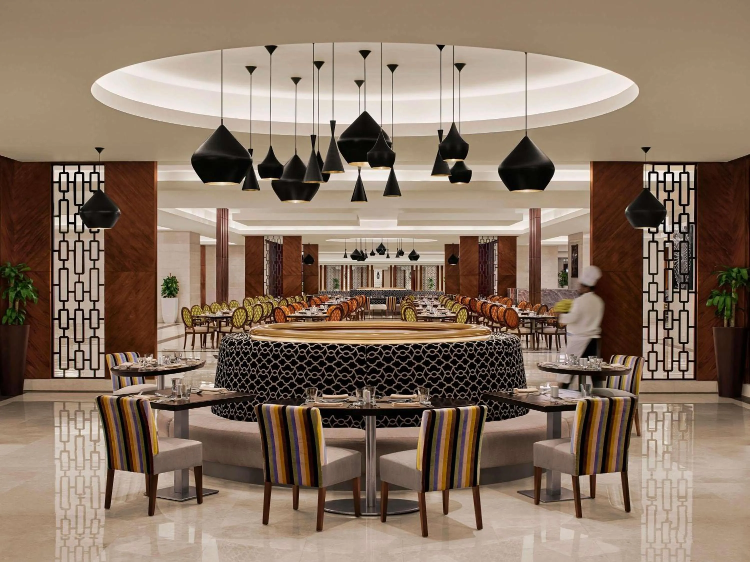 Restaurant/places to eat in Swissotel Al Maqam Makkah