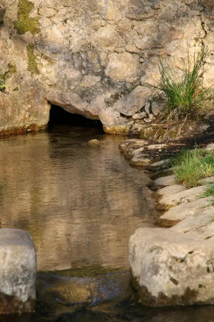 On site in Campagne de la source St Martin B&B