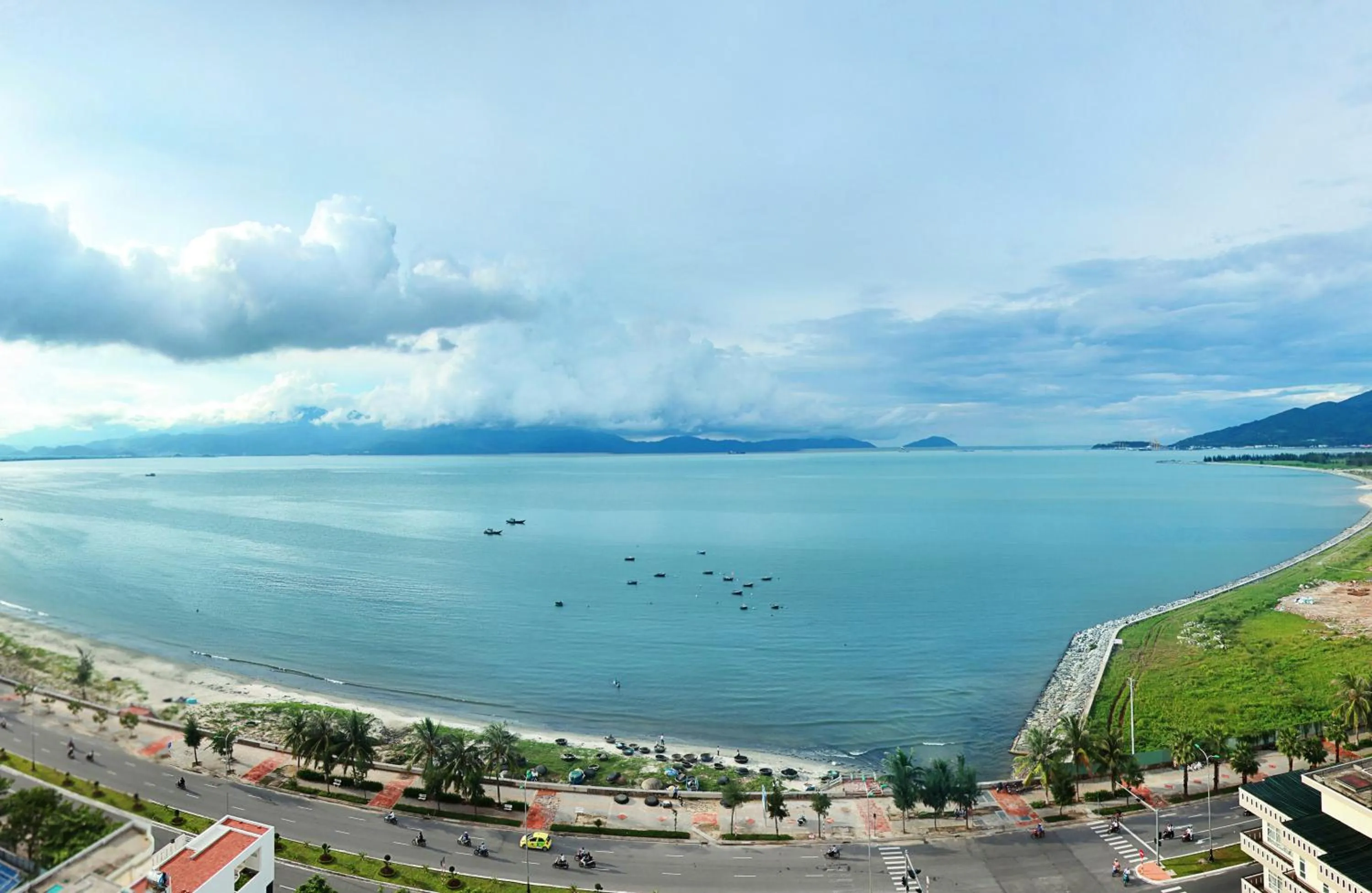 Beach in Ocean Star Da Nang Bay Hotel