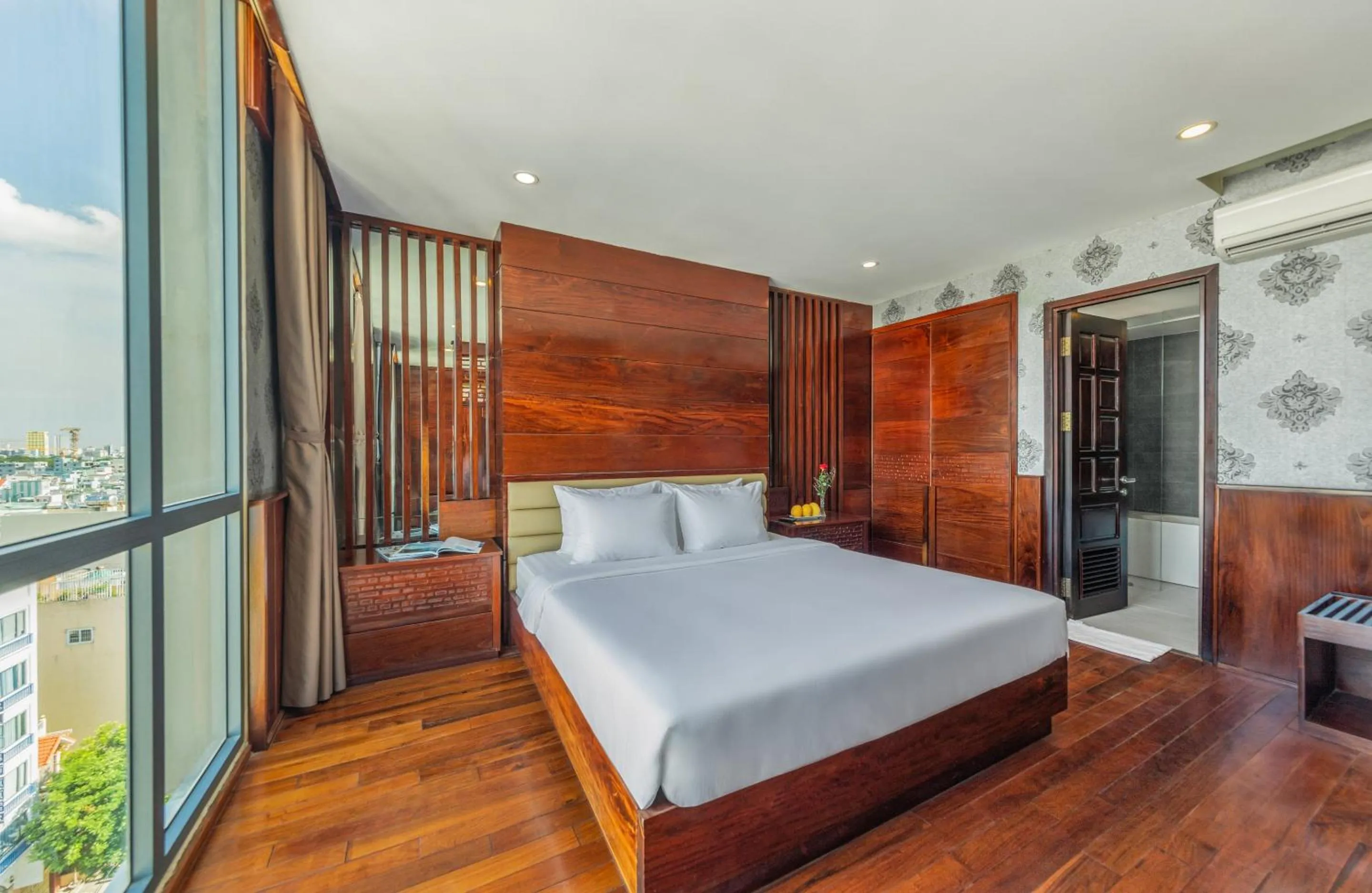 Bedroom, Bed in Ocean Star Da Nang Bay Hotel