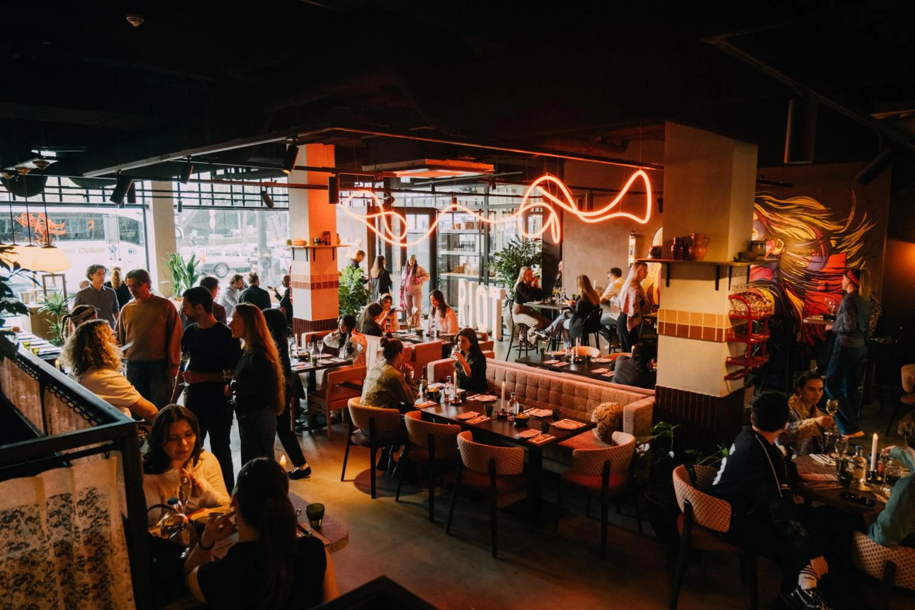 Food and drinks in Conscious Hotel The Tire Station