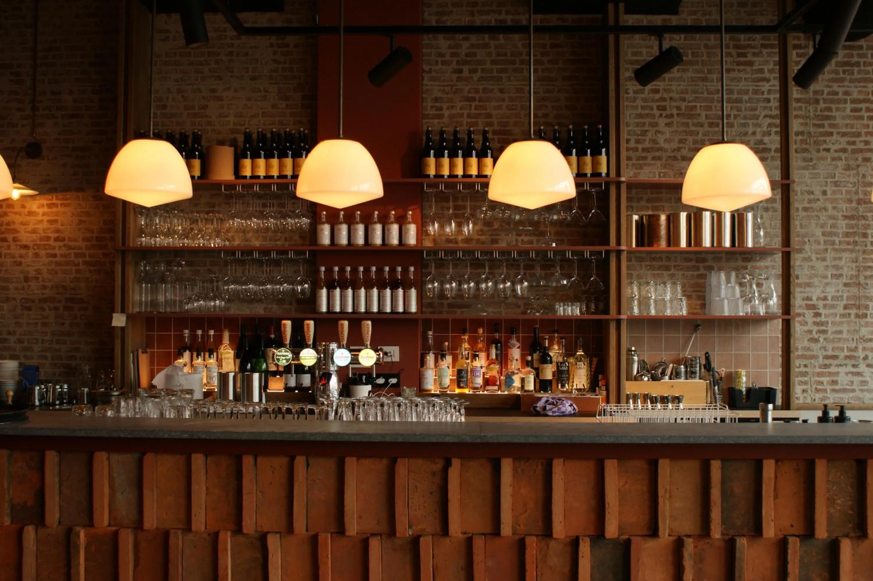 Food and drinks in Conscious Hotel The Tire Station