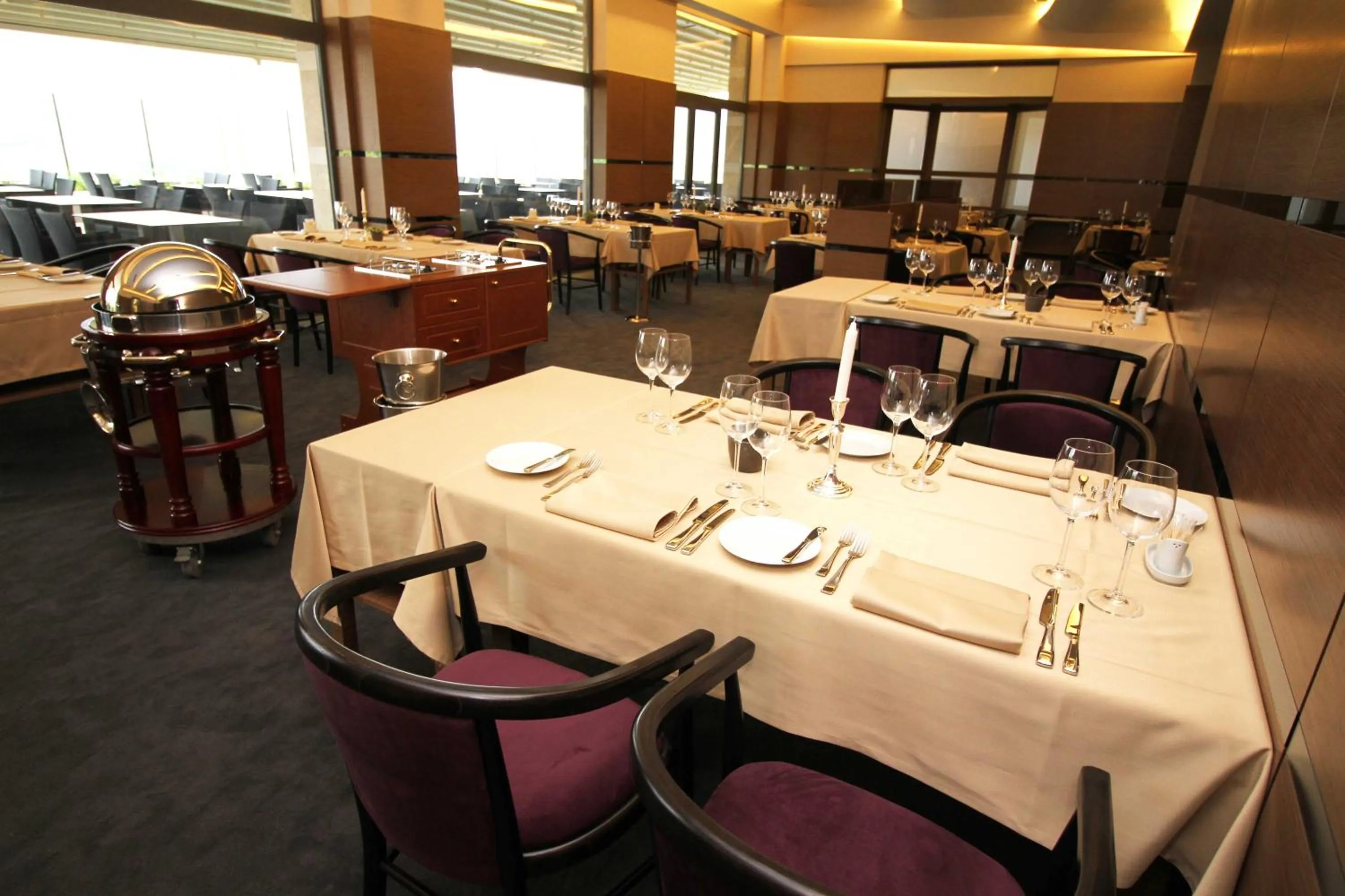 Restaurant/places to eat in Hotel International Prishtina & Spa