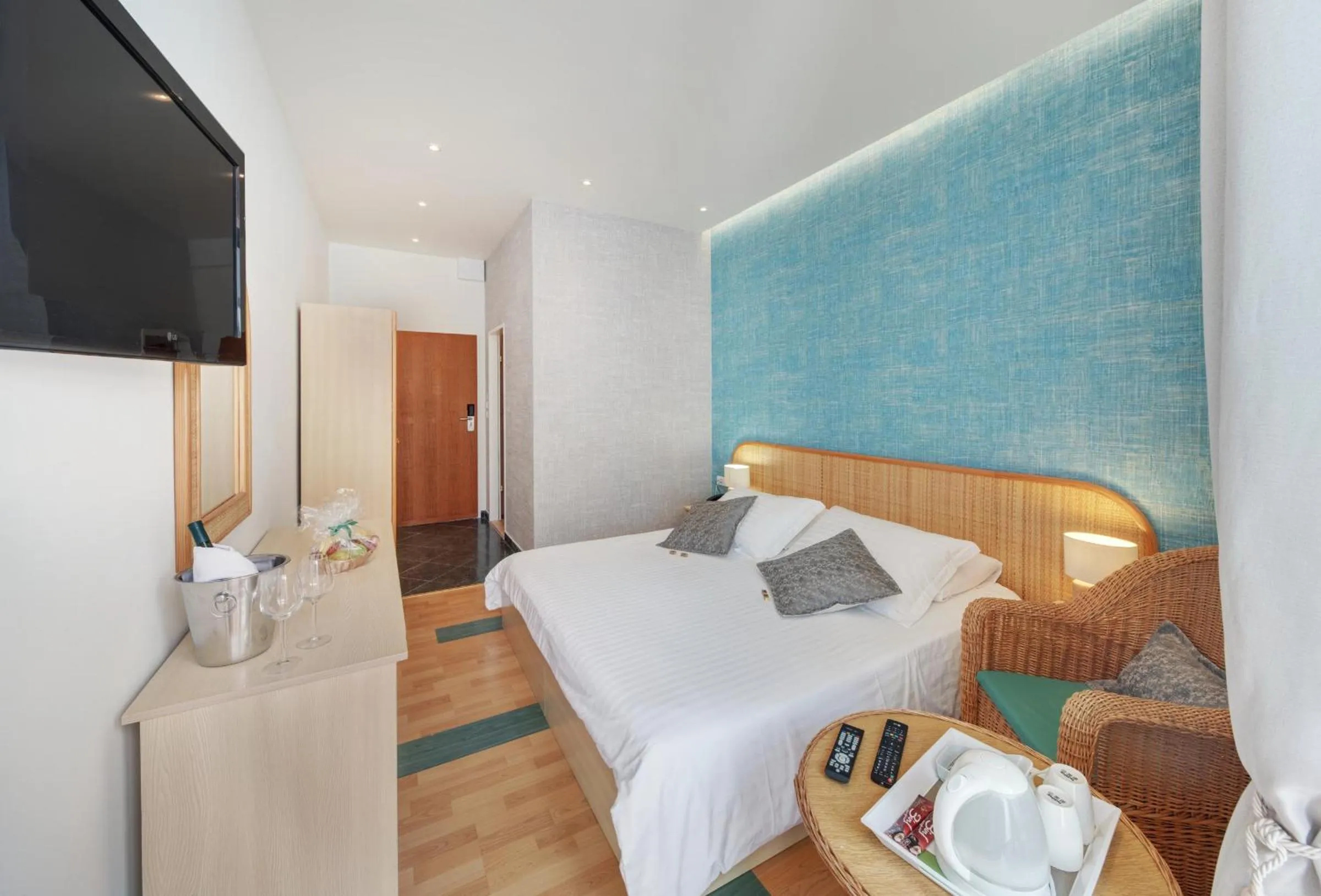 TV and multimedia in Hotel Villa Adriatica - Adults Only