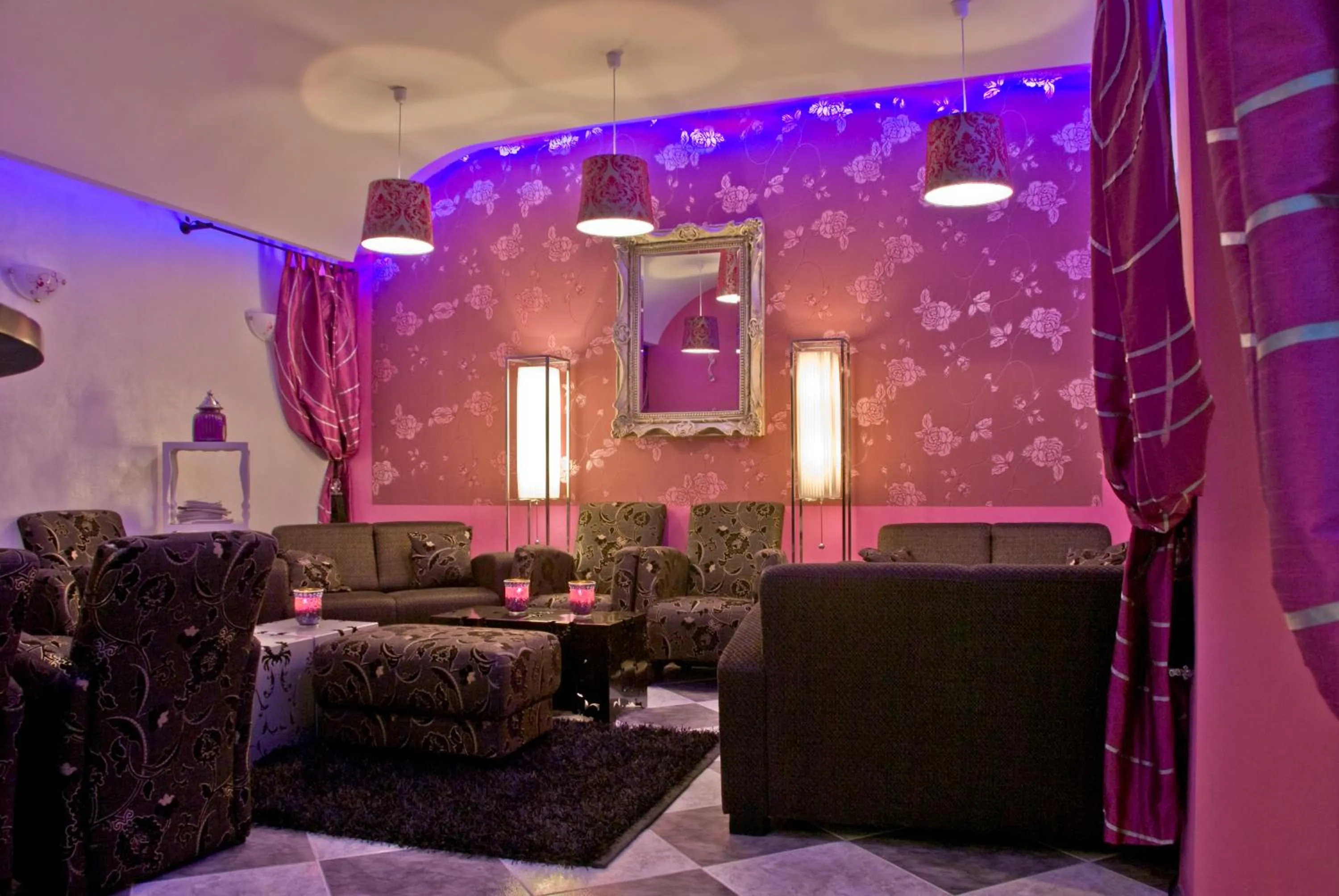 Communal lounge/ TV room in Hotel Villa Adriatica - Adults Only