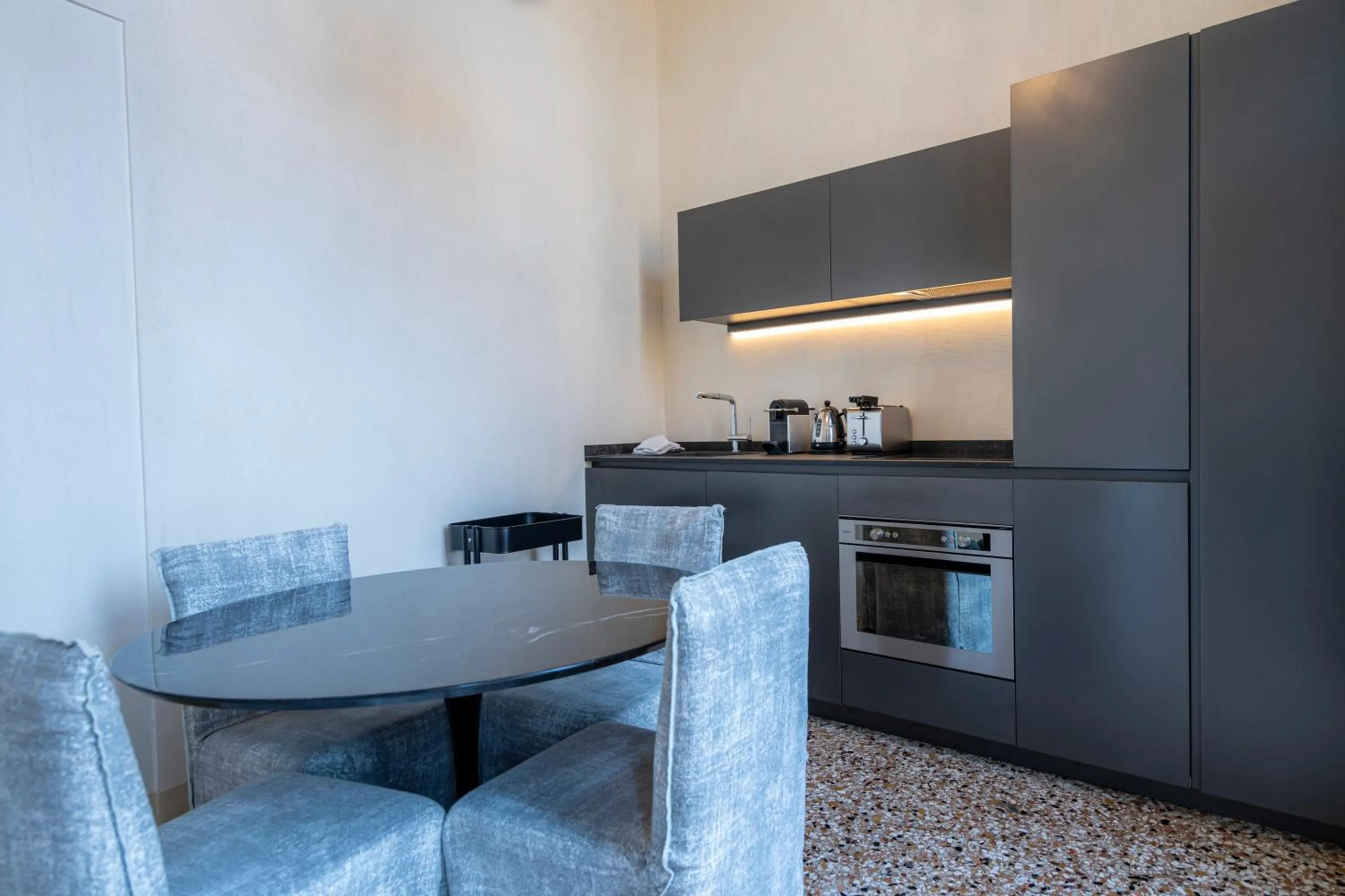 Kitchen or kitchenette in Palazzo Morosini Degli Spezieri - Lifestyle Apartments