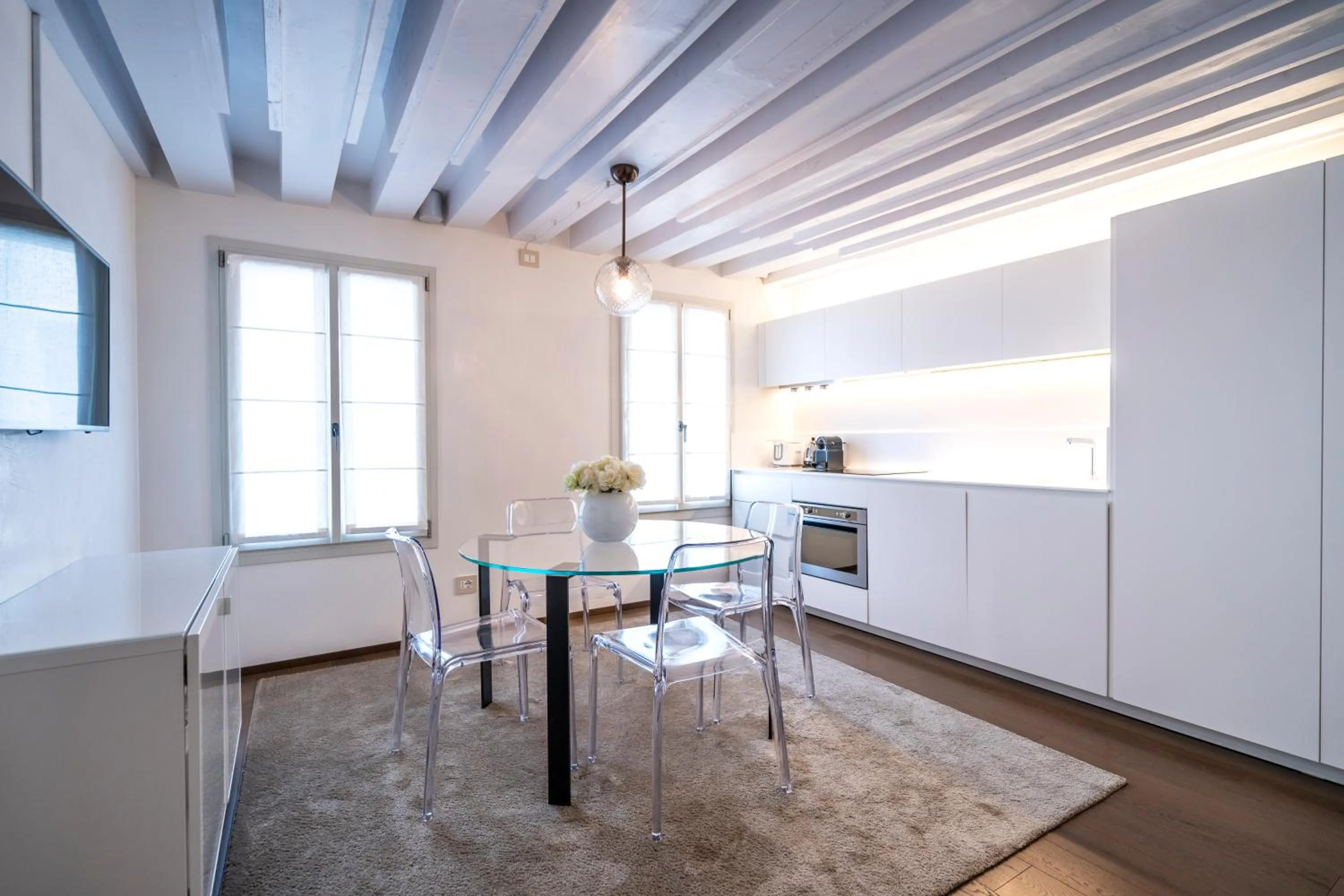 Kitchen or kitchenette in Palazzo Morosini Degli Spezieri - Lifestyle Apartments