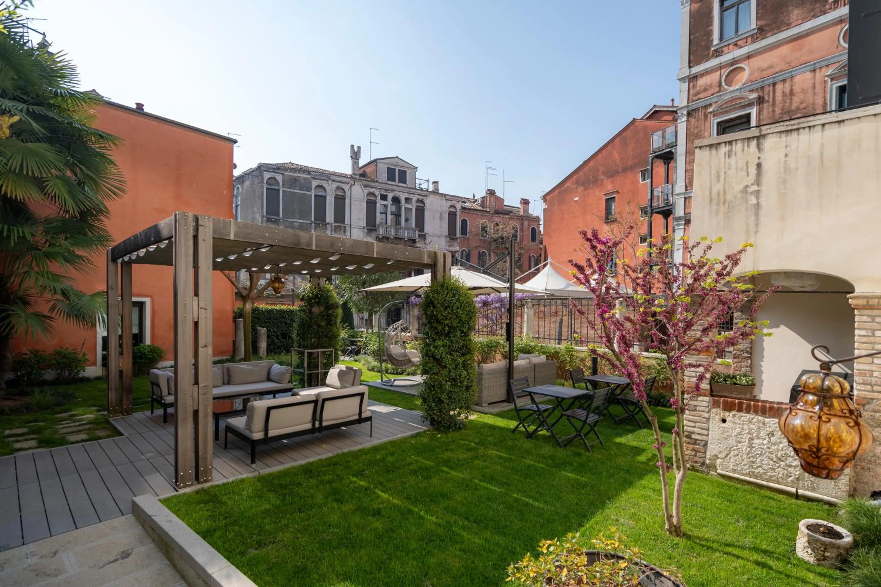 Garden in Palazzo Morosini Degli Spezieri - Lifestyle Apartments