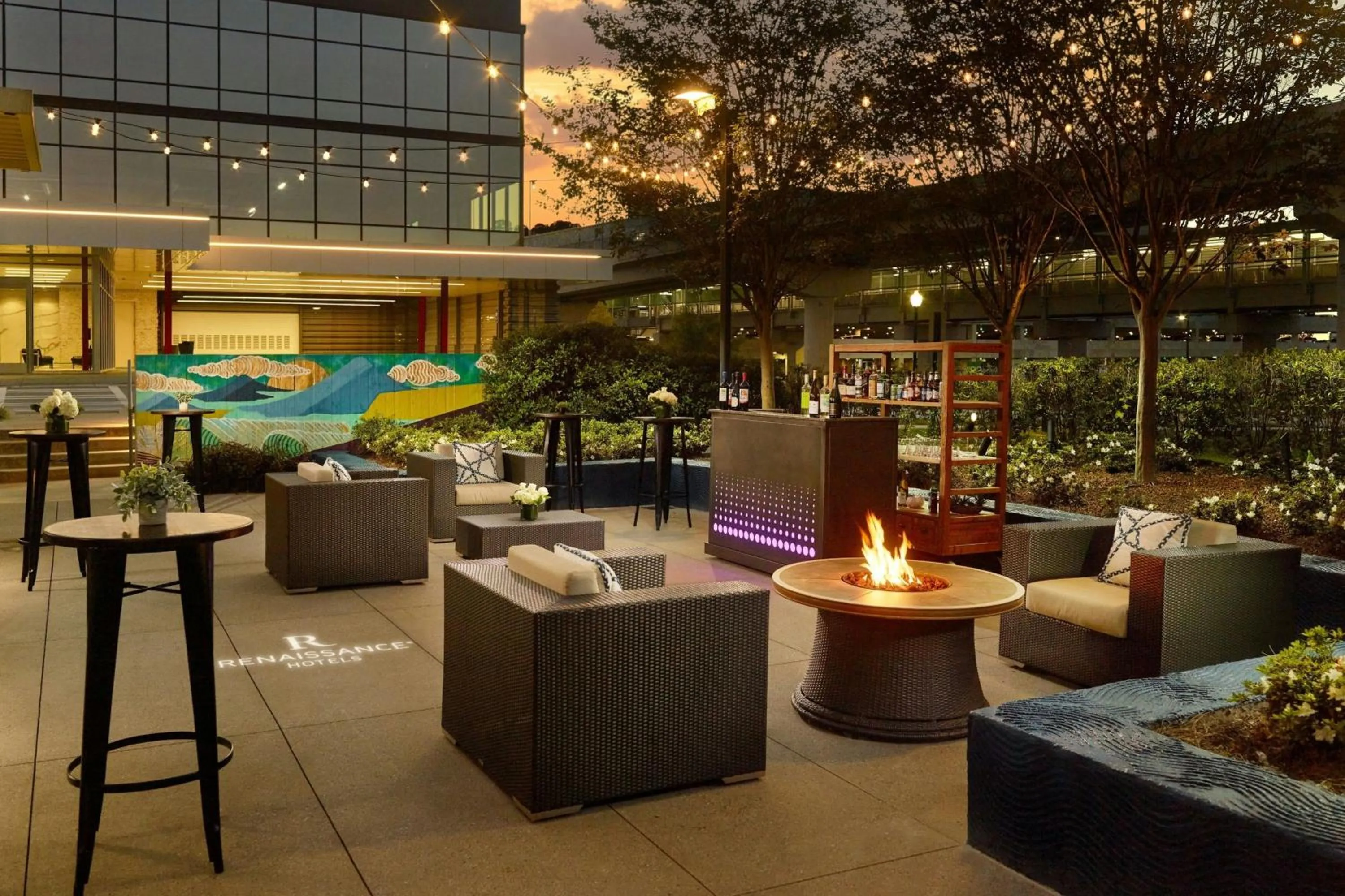 Lobby or reception in Renaissance Atlanta Airport Gateway Hotel
