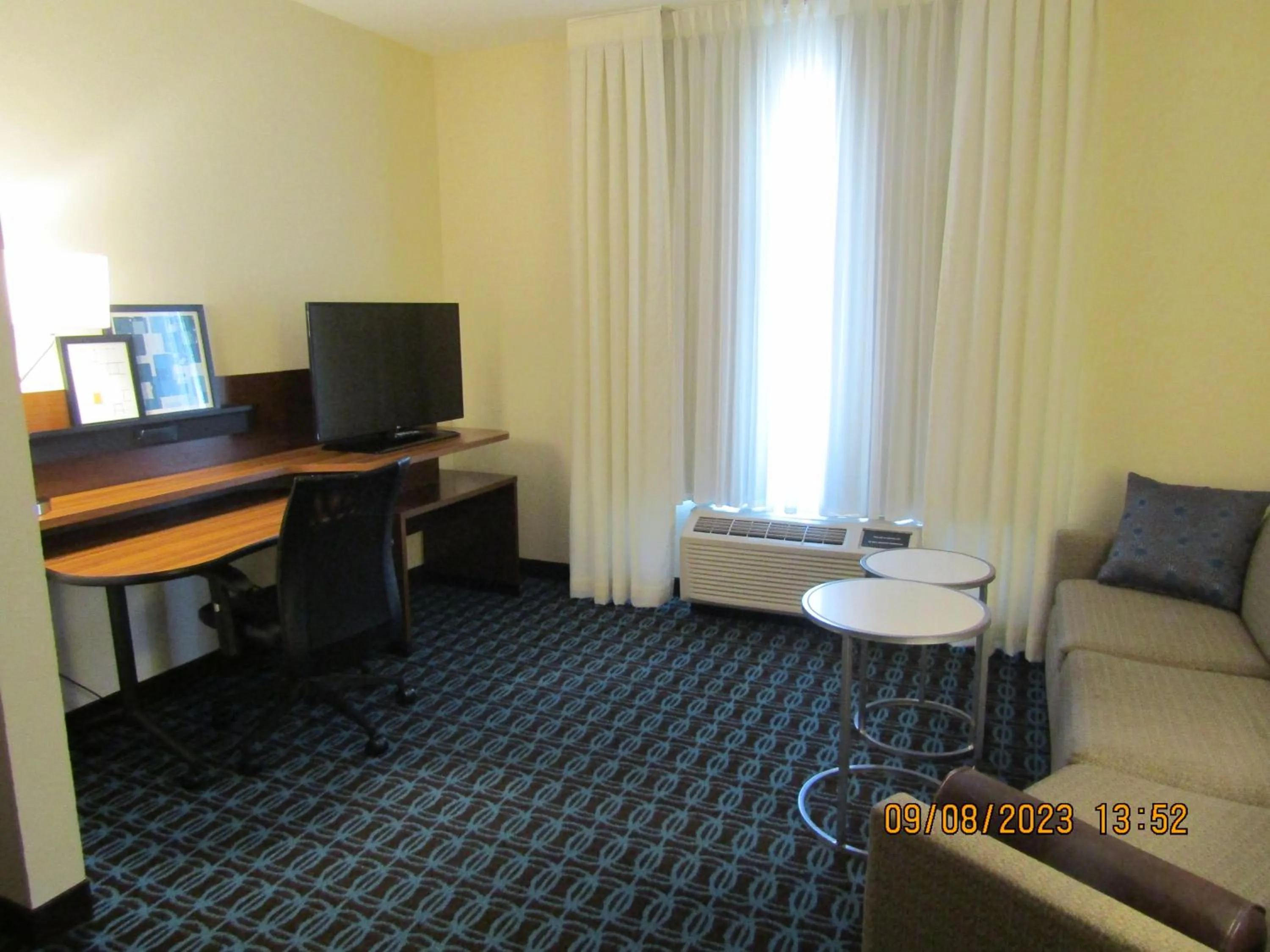 Seating area in Fairfield Inn & Suites by Marriott Sidney