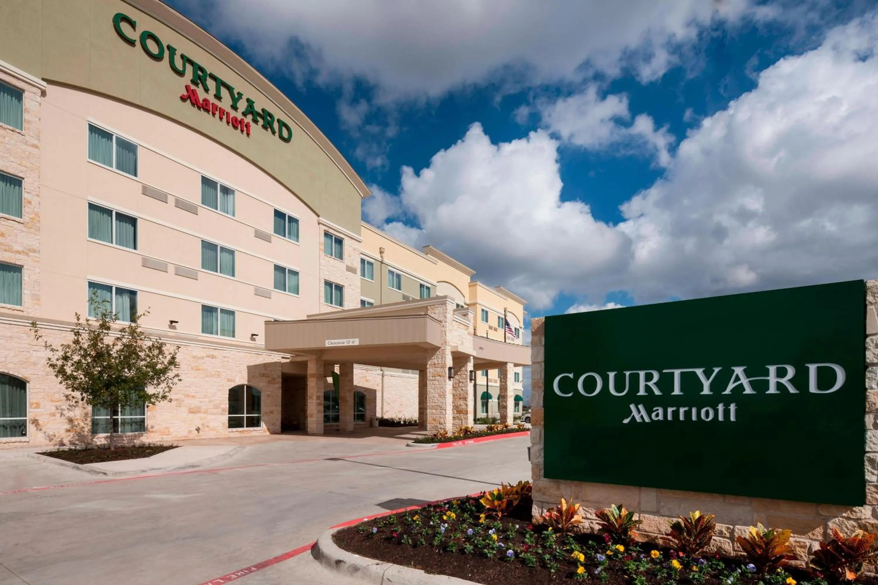 Property building in Courtyard by Marriott Dallas Plano/Richardson