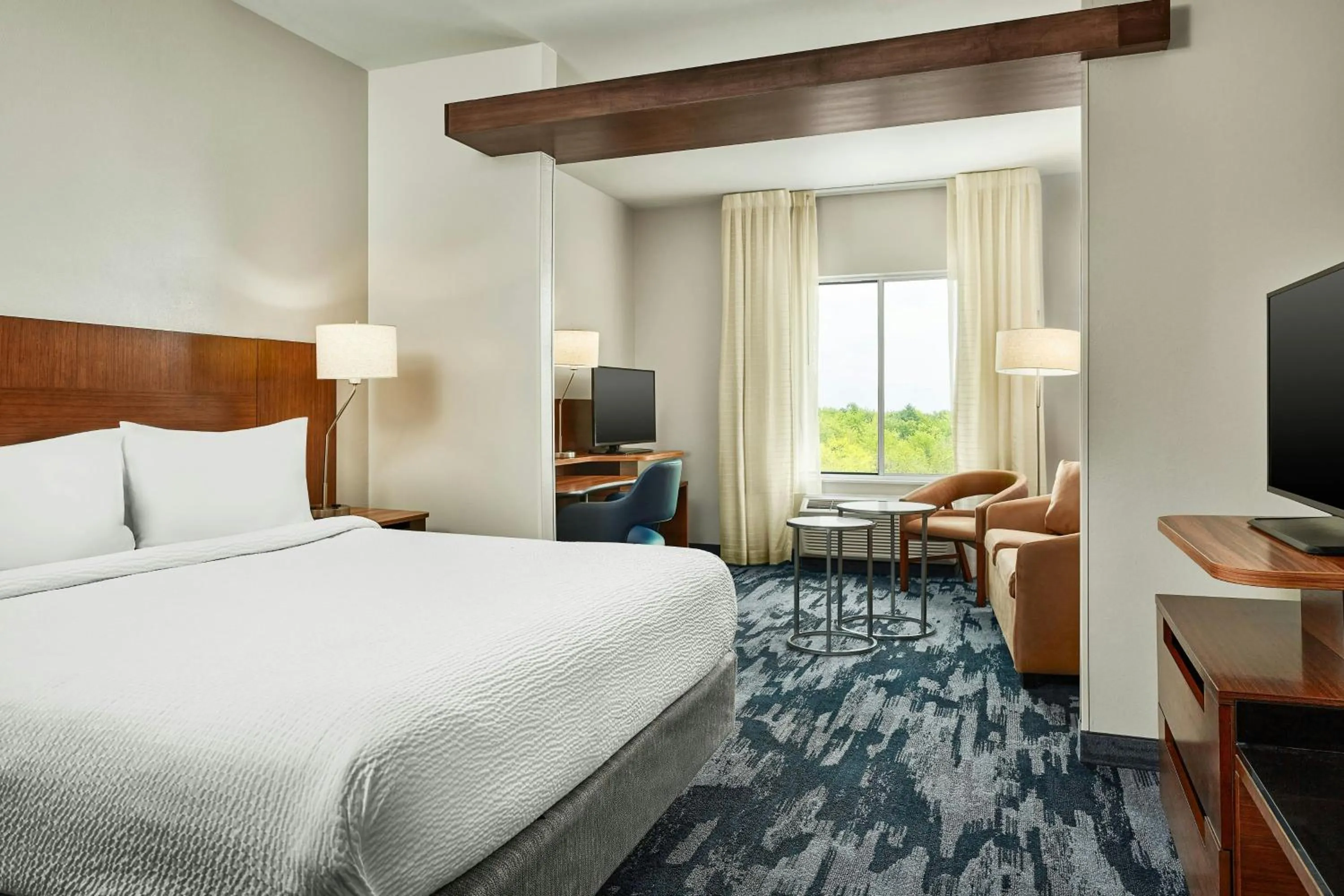 Photo of the whole room, Bed in Fairfield Inn & Suites by Marriott Sheridan