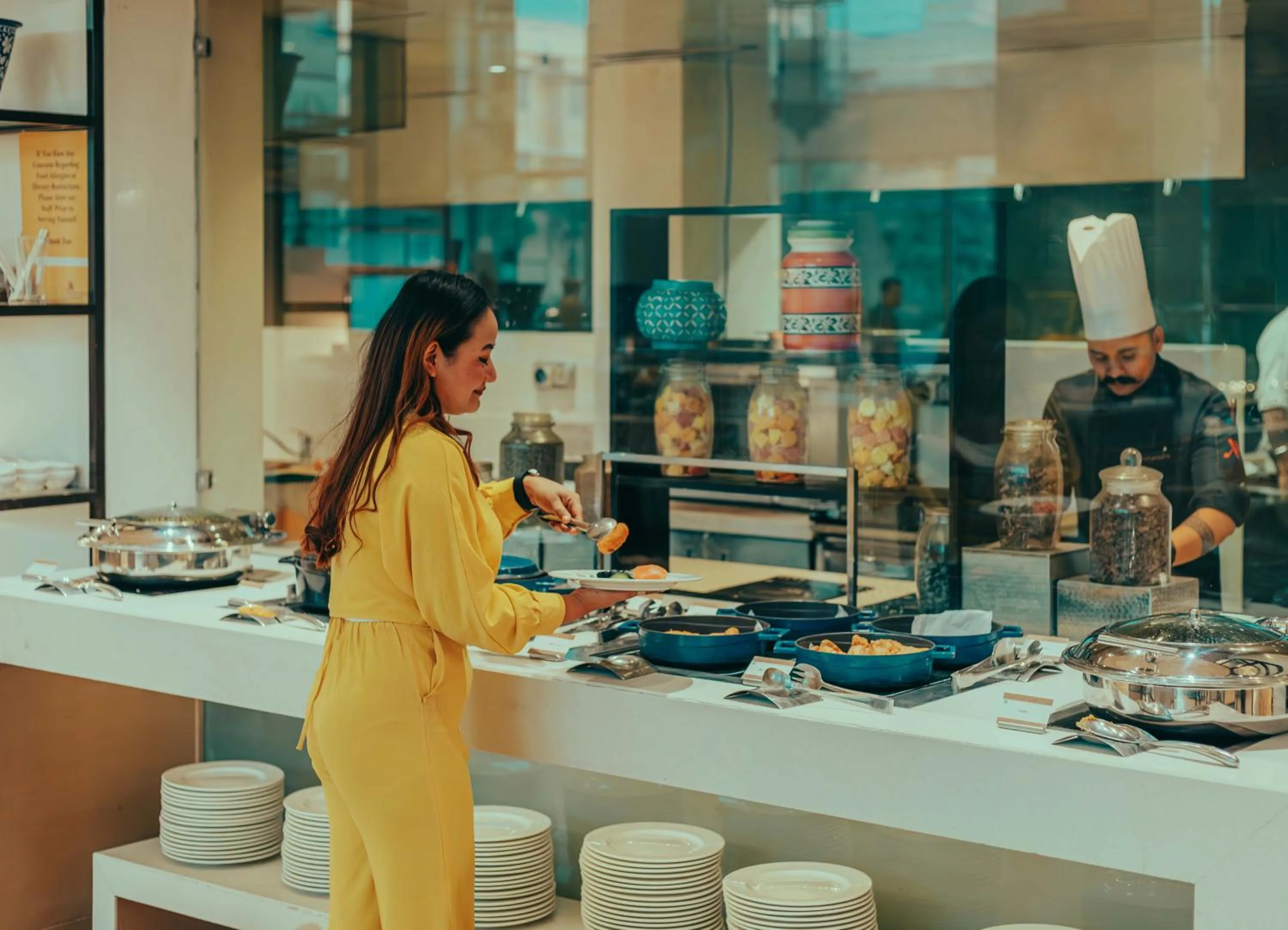 Restaurant/places to eat in Jaisalmer Marriott Resort & Spa